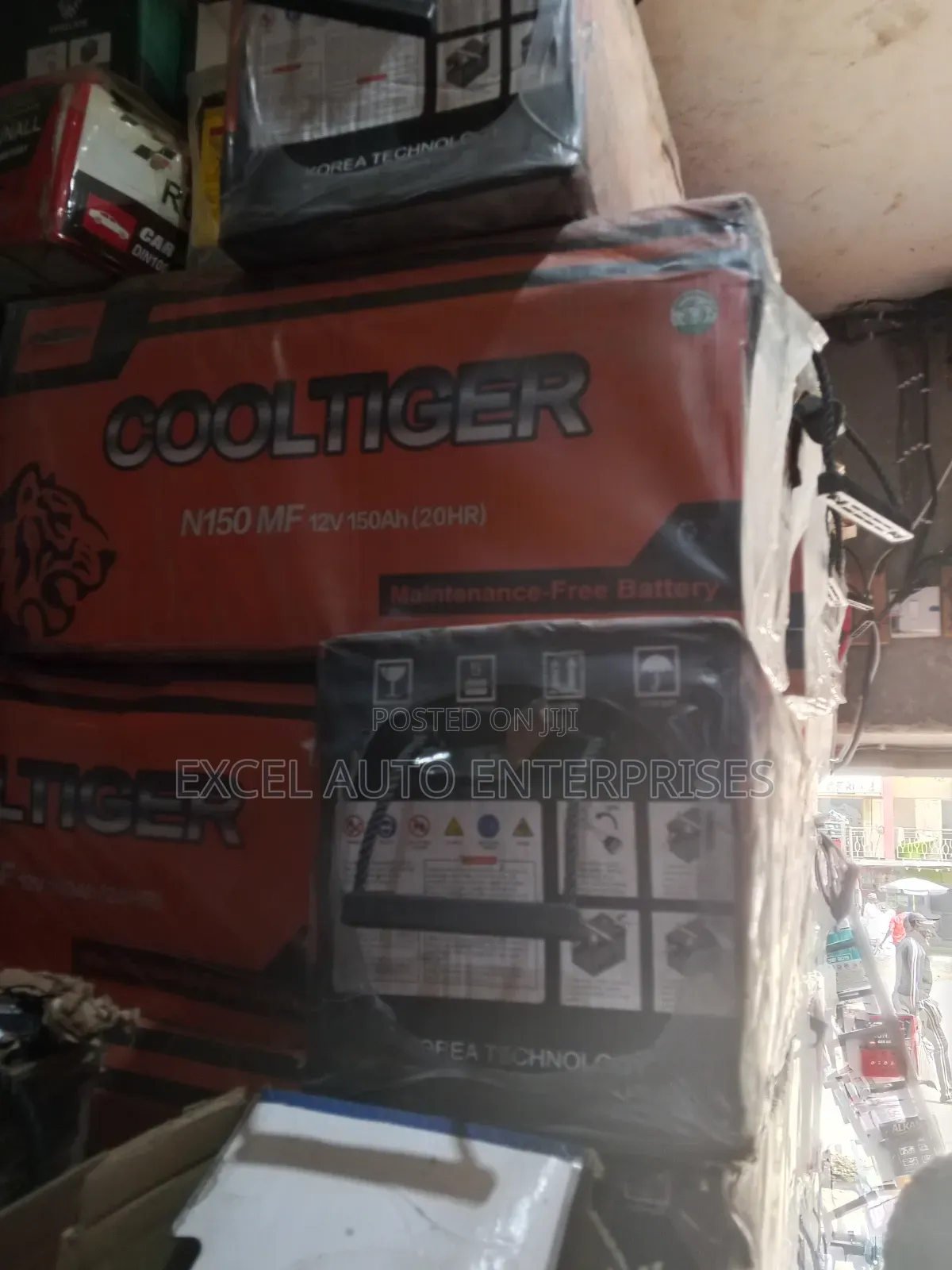 150 Watts Battery