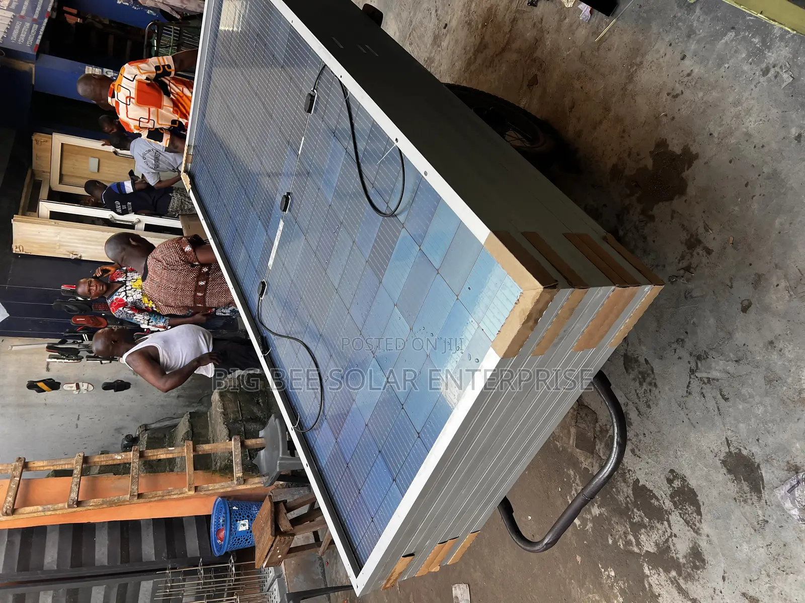 Jinko 550w Bi-Facial Half Cut Solar Panel