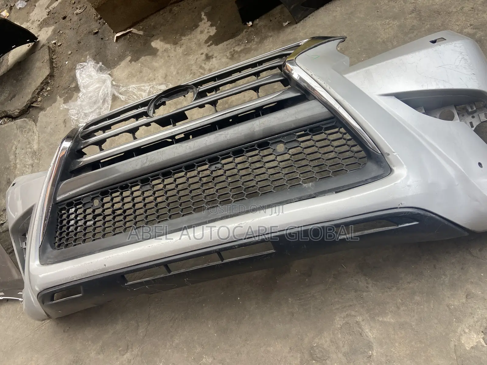 Complete Front Bumper for Lexus Gx 460 2016 Model