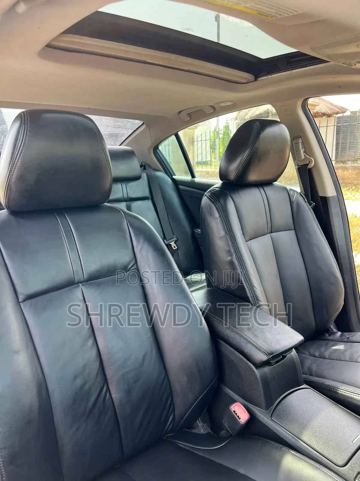 Nissan Altima 2011 Gray