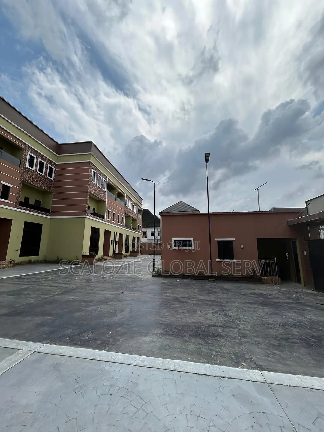 4bdrm Duplex in Majesty Estate, Nta for sale