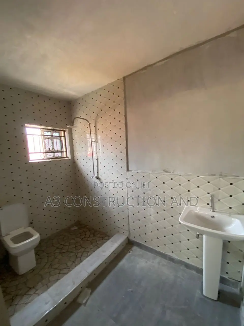 4bdrm Duplex in Akala Akobo for rent