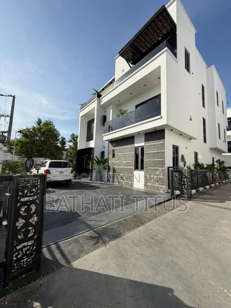 5bdrm Duplex in Kado for sale