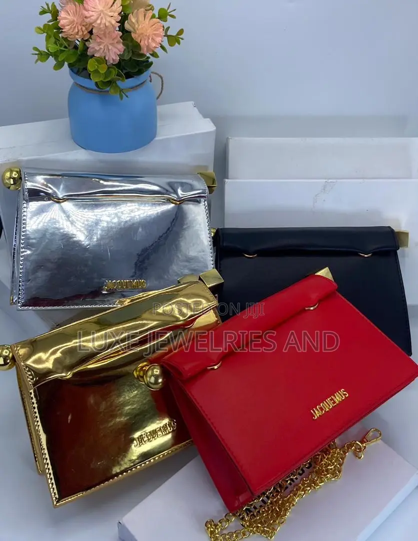 Stylish Jacquemus Bag for Ladies (Boxed)