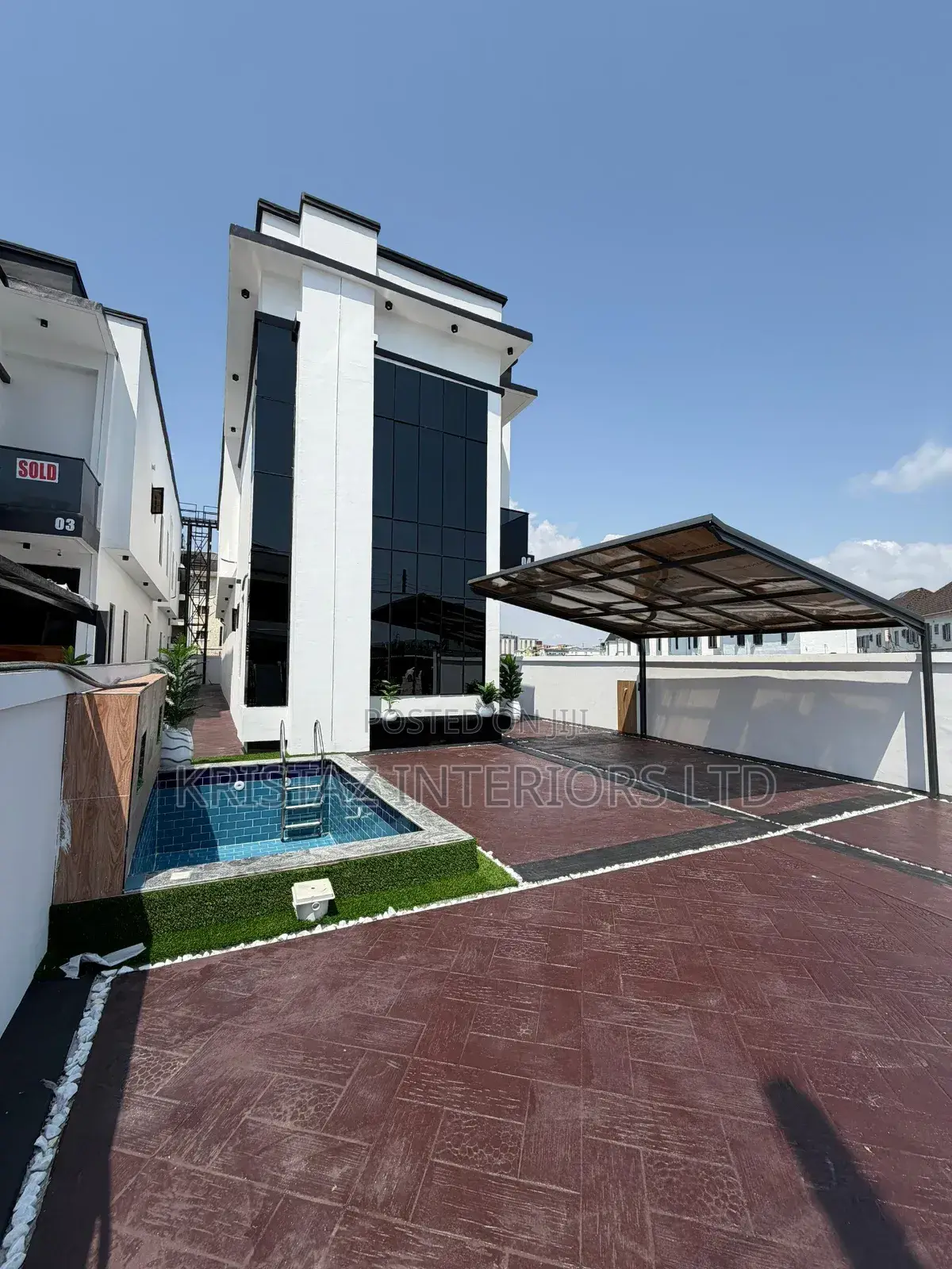 5bdrm Duplex in Lekki Phase 2 for sale