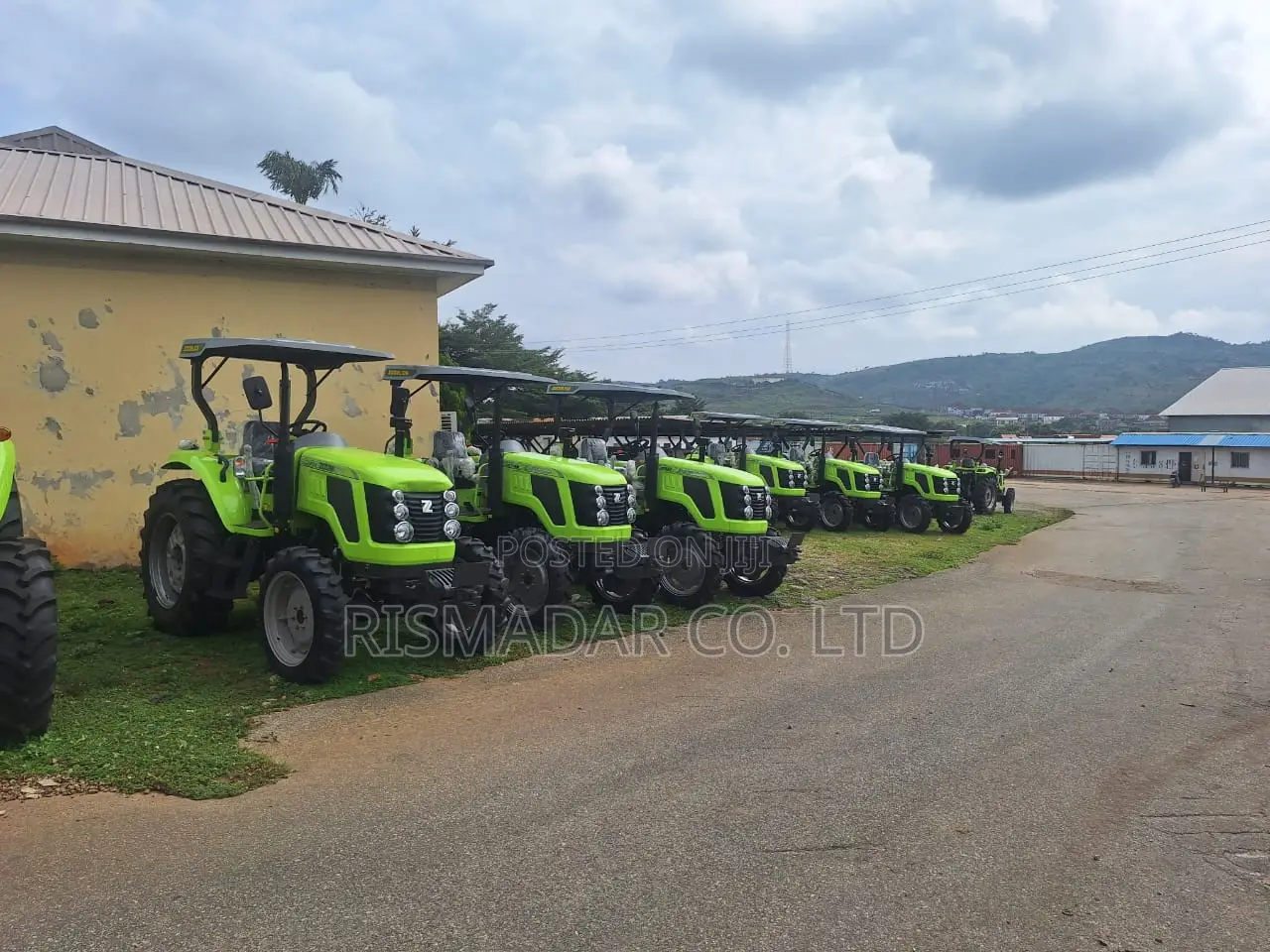 Heavy-Duty 75hp Zoomlion Tractor – High-Capacity