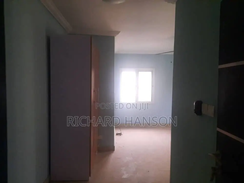 4bdrm Duplex in Sangotedo for sale