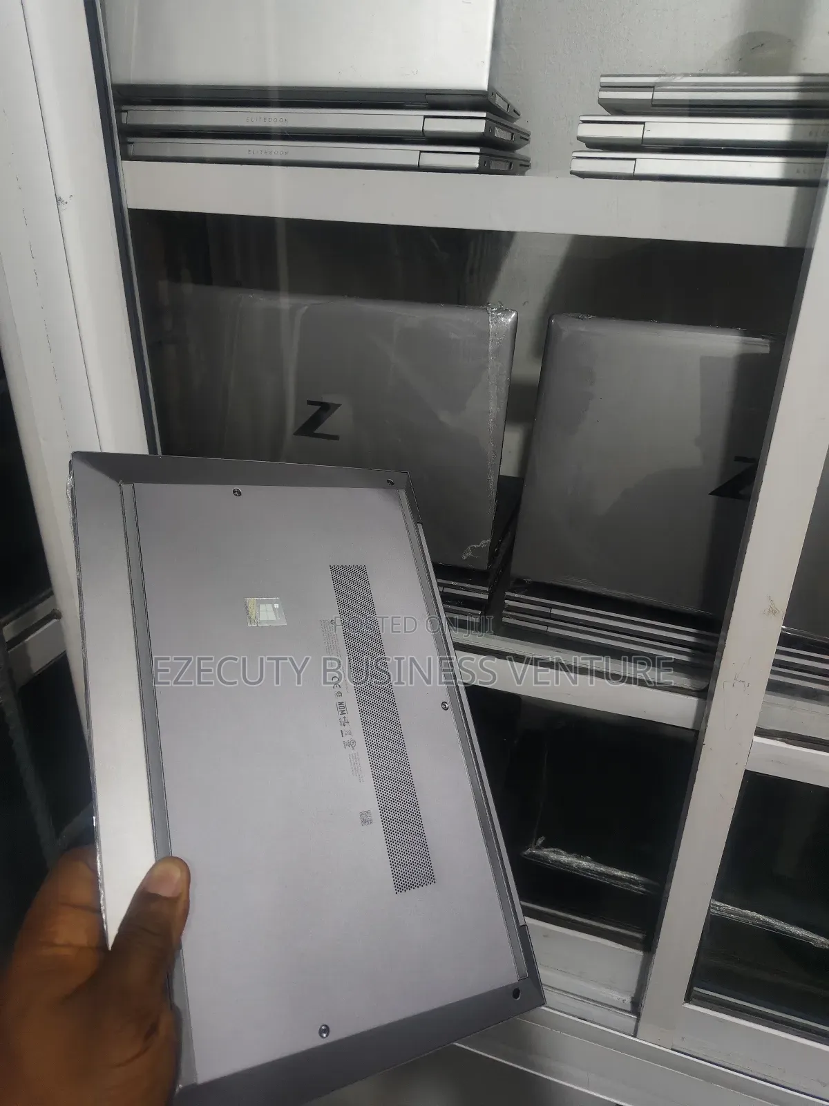 Laptop HP ZBook Firefly G8 16GB Intel Core I7 SSD 256GB