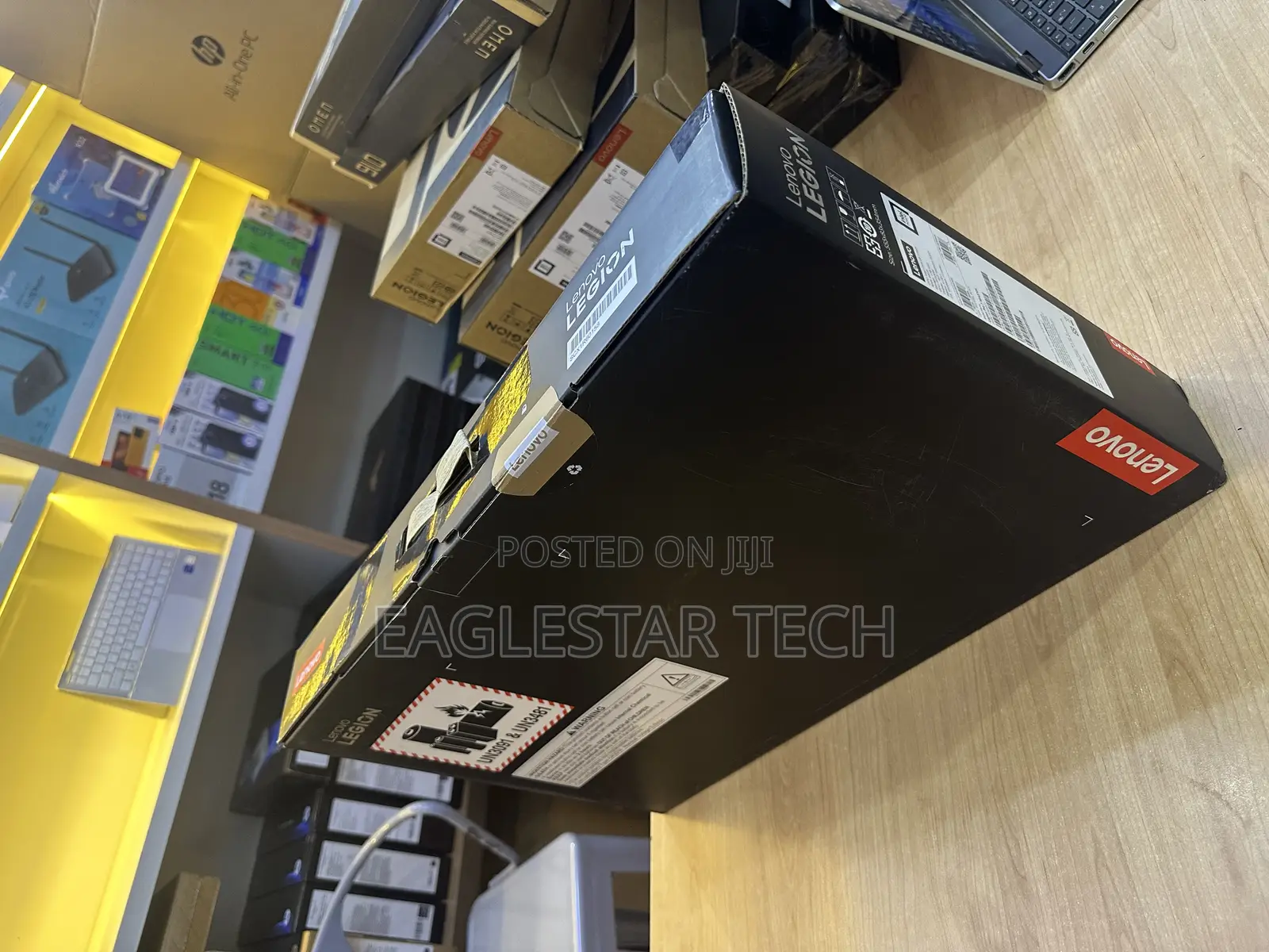 New Laptop Lenovo Legion 7 64GB Intel Core Ultra 9 SSD 1T