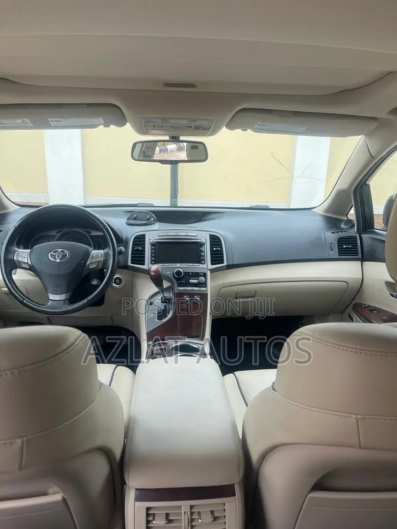 Toyota Venza V6 AWD 2010 Black