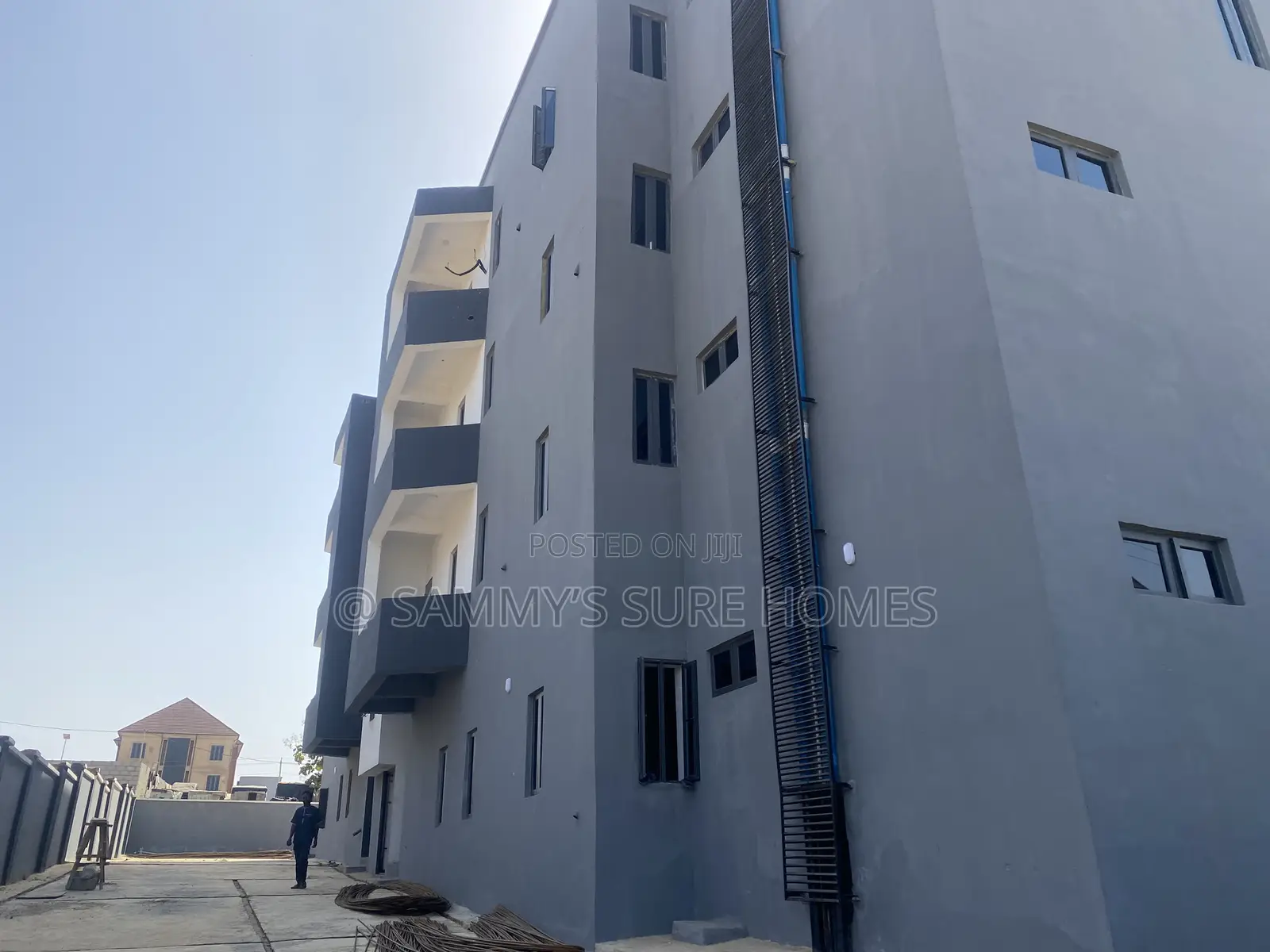 3bdrm Block of Flats in Katempe, Katampe for rent