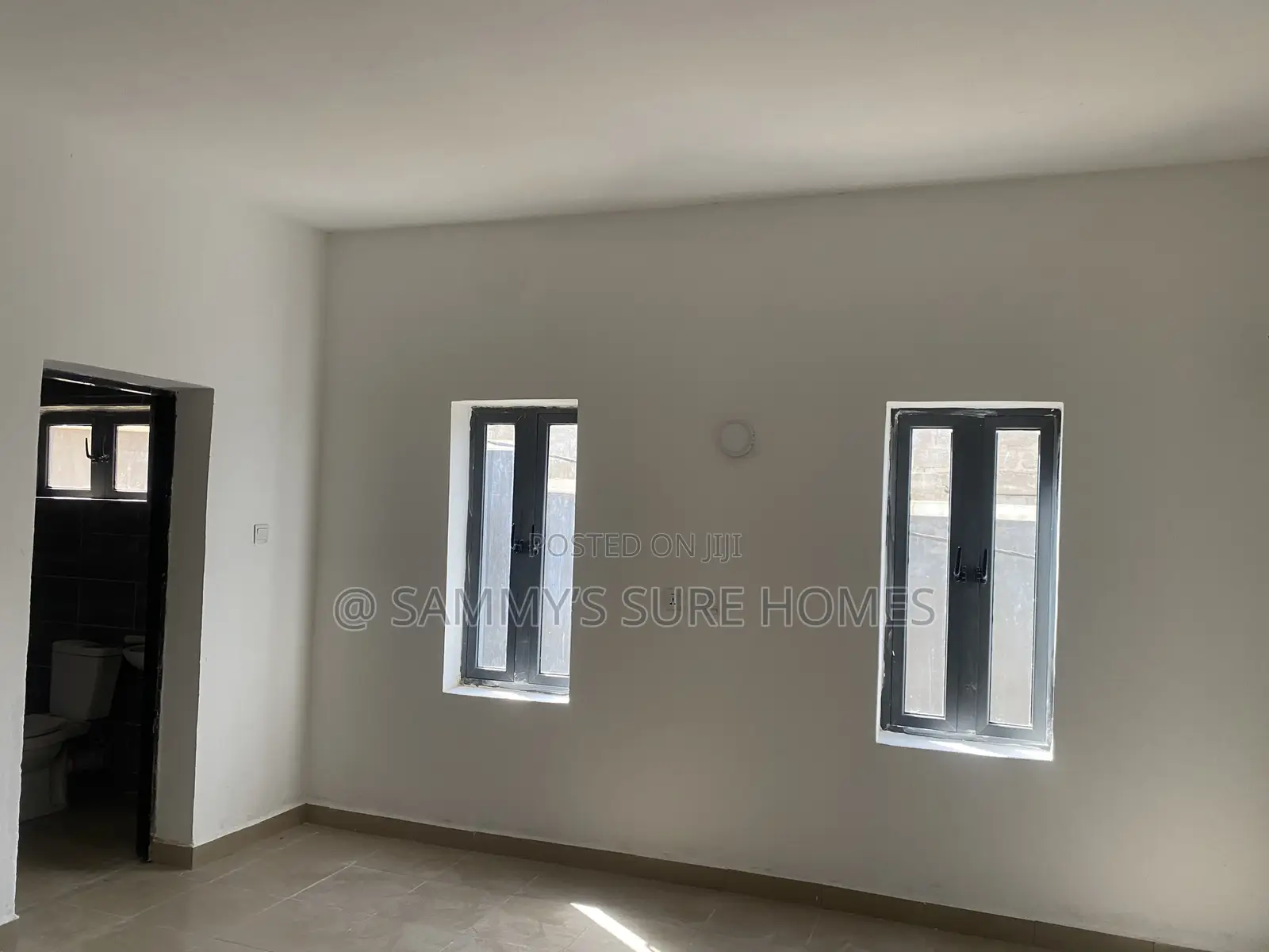 3bdrm Block of Flats in Katempe, Katampe for rent