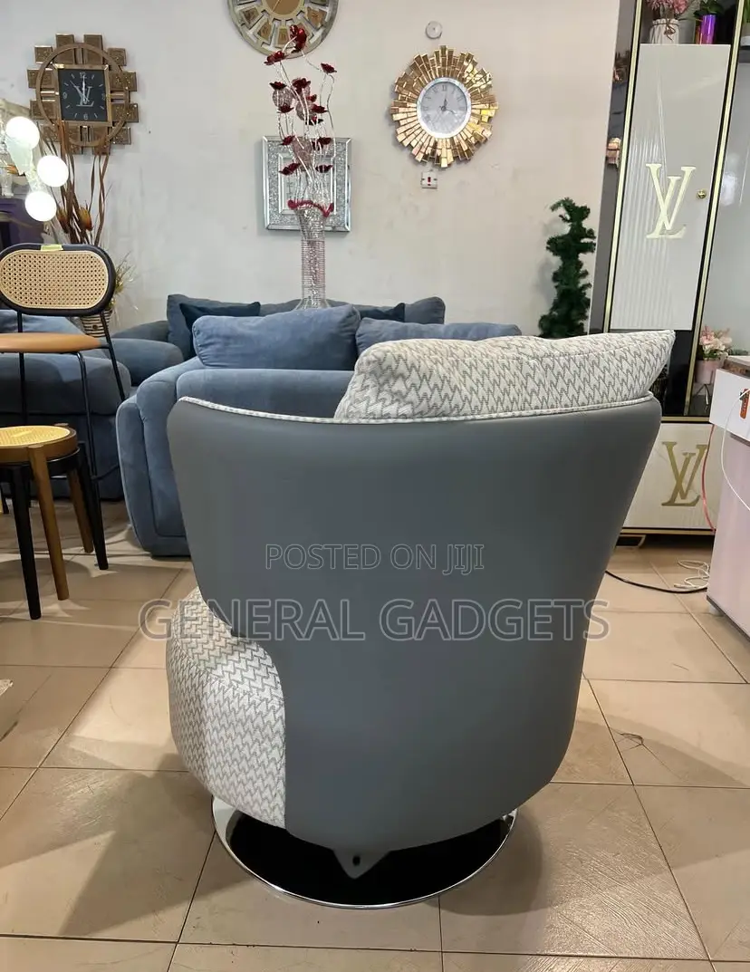 2025 Luxury Leisure Swivel Chair