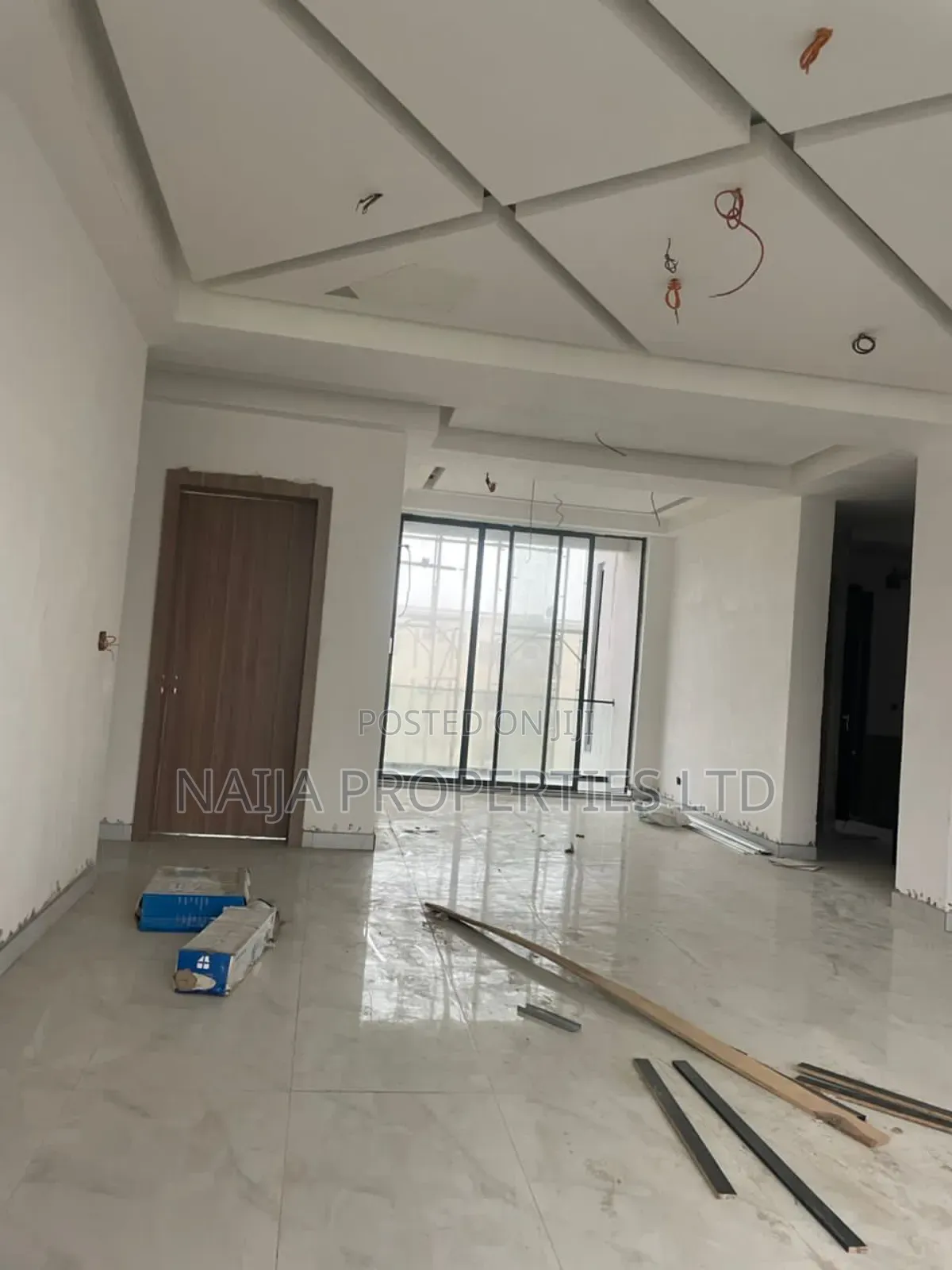 3bdrm Apartment in Seagate, Lekki for sale