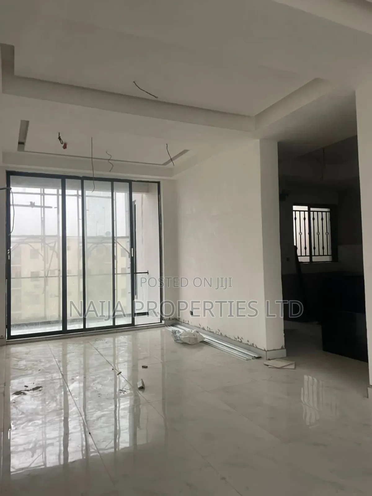 3bdrm Apartment in Seagate, Lekki for sale