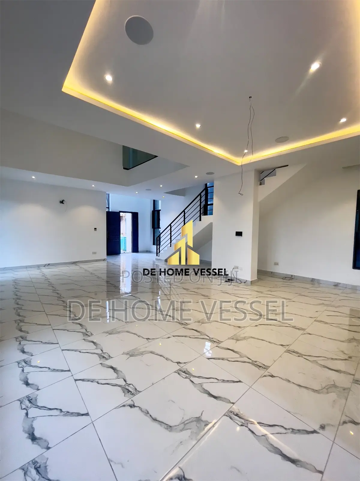5bdrm Duplex in Ikate for sale