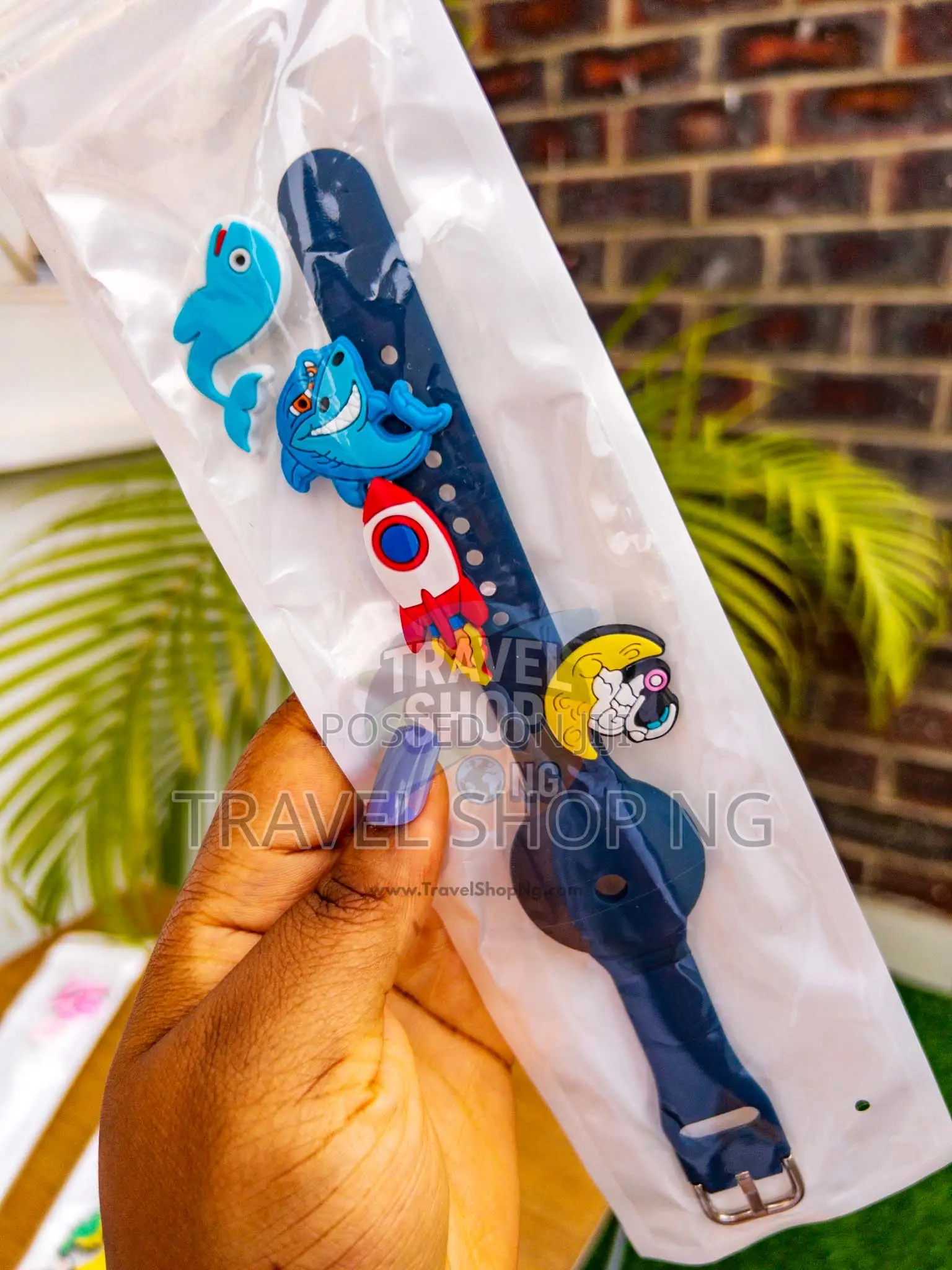 Airtag Holder Wrist Straps for Kids | Track Locate Your Little Ones