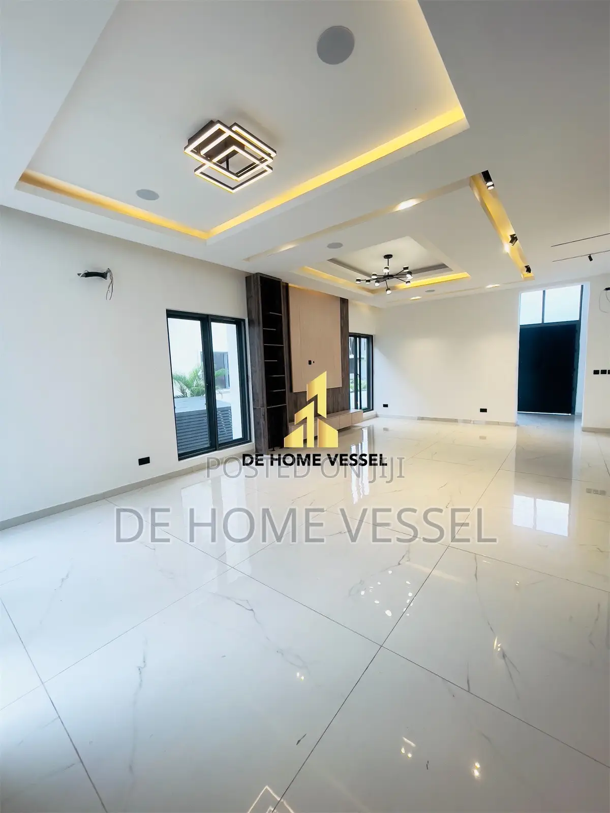 5bdrm Duplex in Ikate for sale