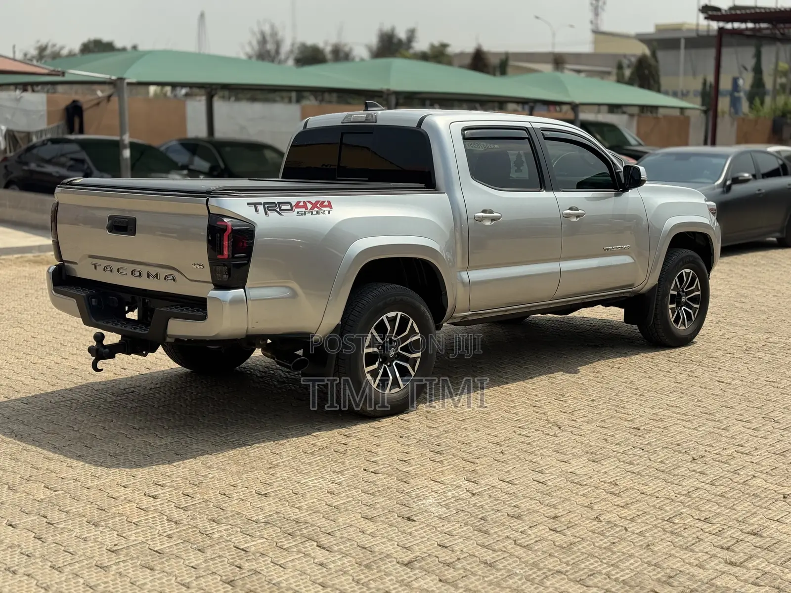 Toyota Tacoma SR5 Double Cab 6' Bed AT 2024 Silver