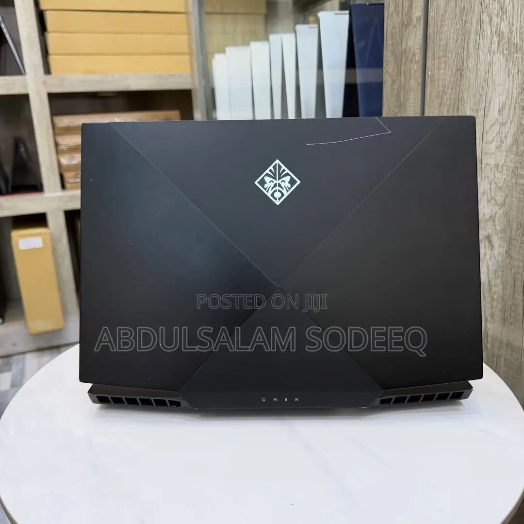 Laptop HP Omen 15-Dh002nr 32GB Intel Core I9 SSD 512GB