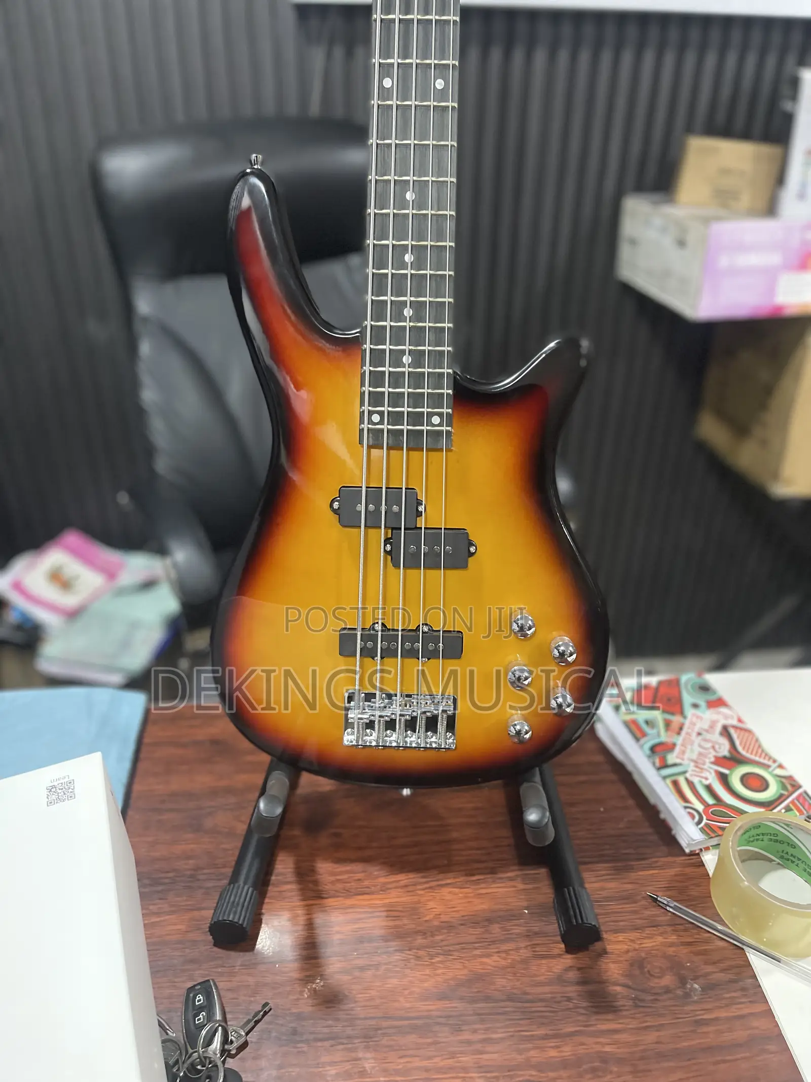 Ibanez Passive 5 Strings Guitar