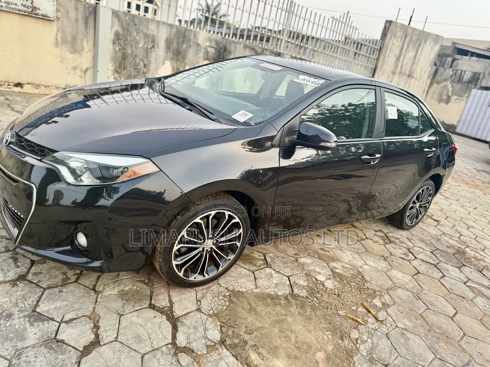 Toyota Corolla S 4dr Sedan (1.8L 4cyl CVT) 2015 Black