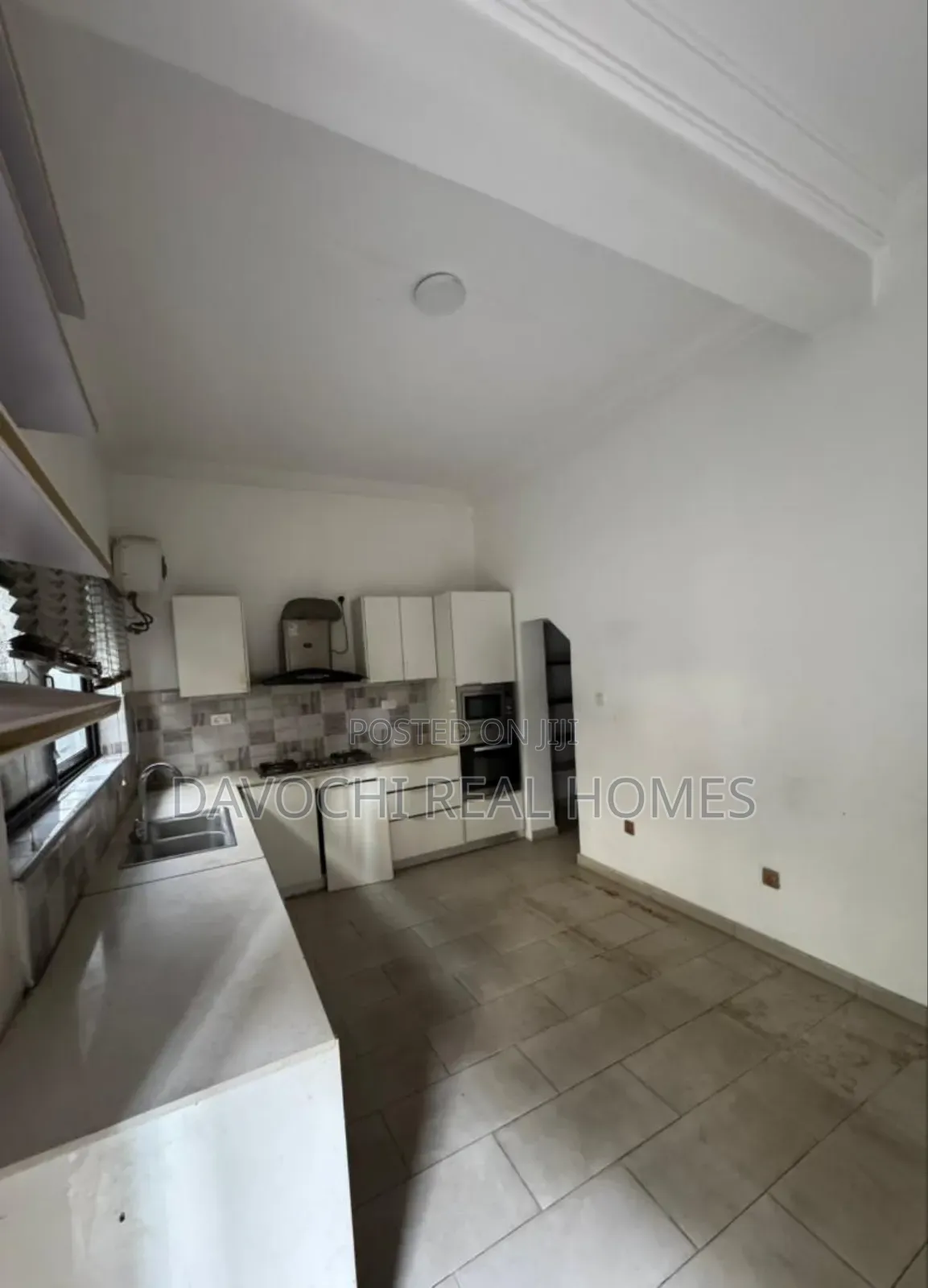 4bdrm Duplex in Osapa London Estate, Lekki for rent