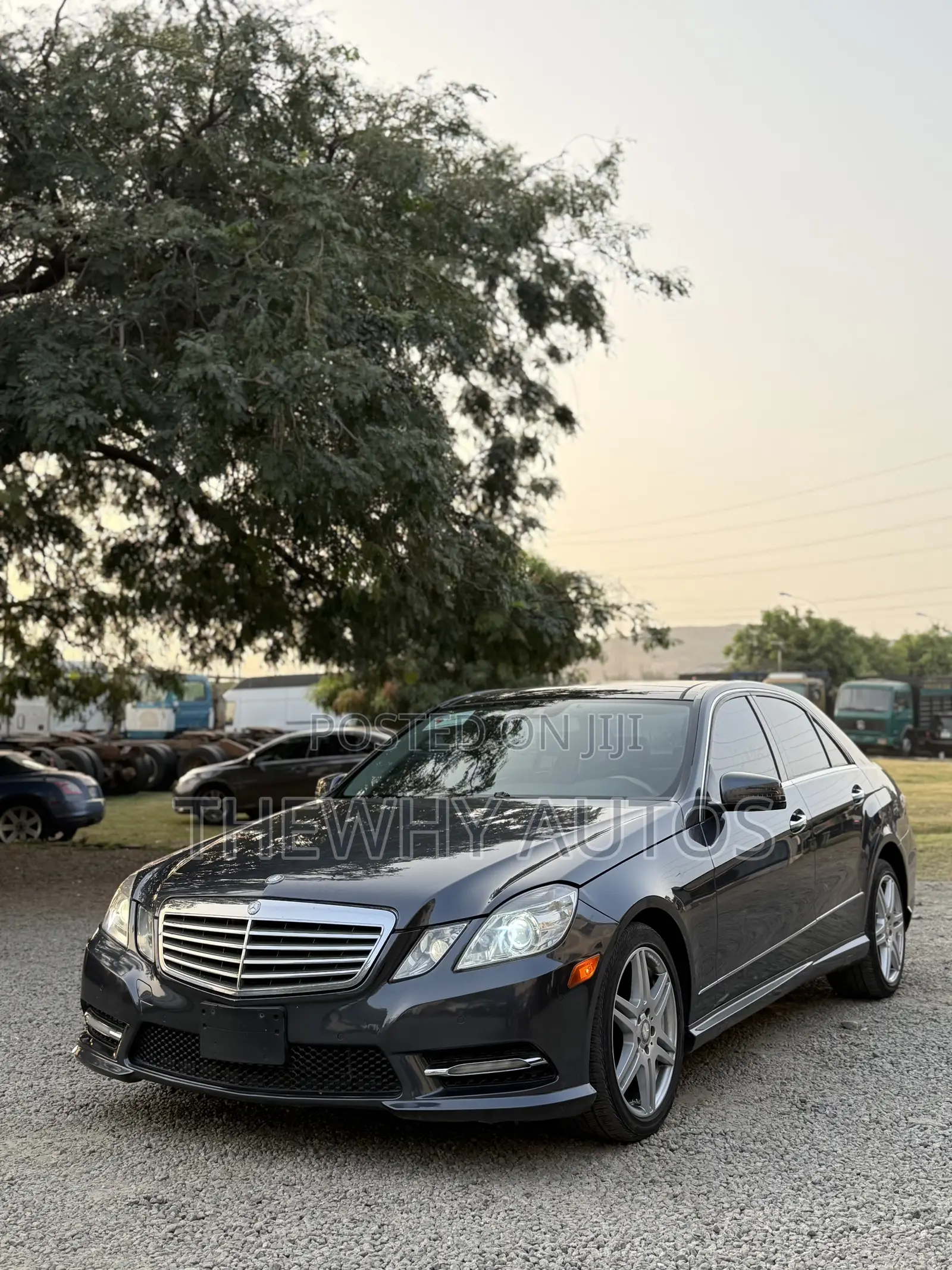Mercedes-Benz E350 Base 4dr Sedan RWD (3.5L 6cyl 7A) 2011 Gray