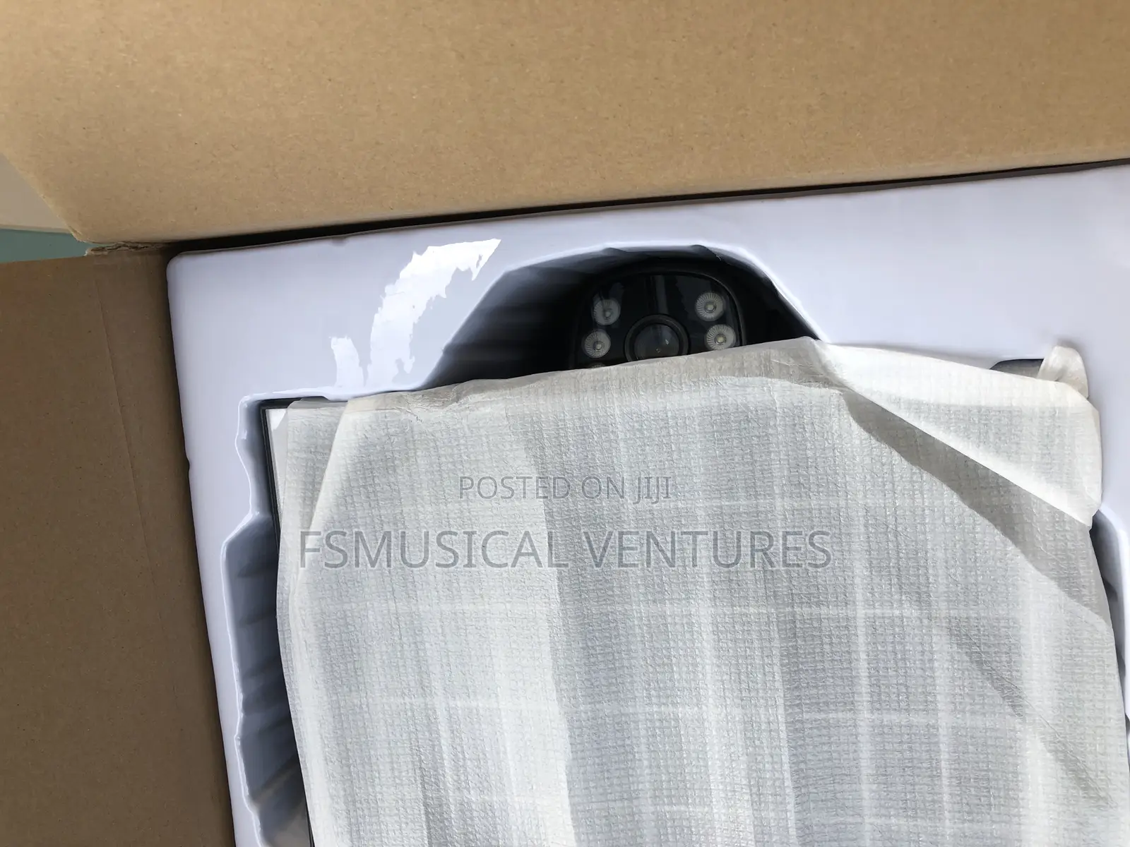 4g V380 Pro 3 Motorized Lens PTZ Solar Camera With 128gb Storage