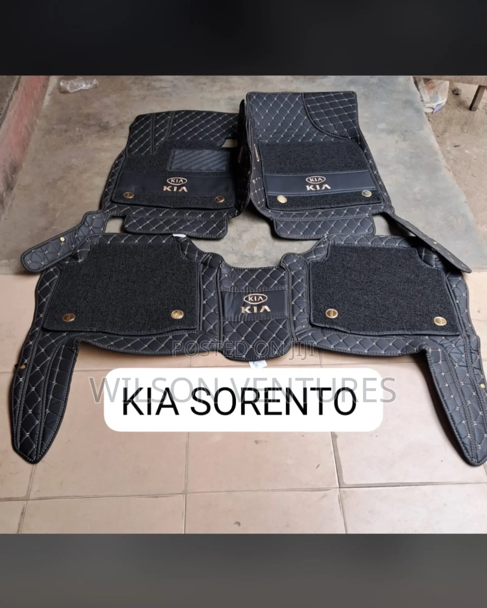 Kia Sorento Double Layer Leather Foot Mat