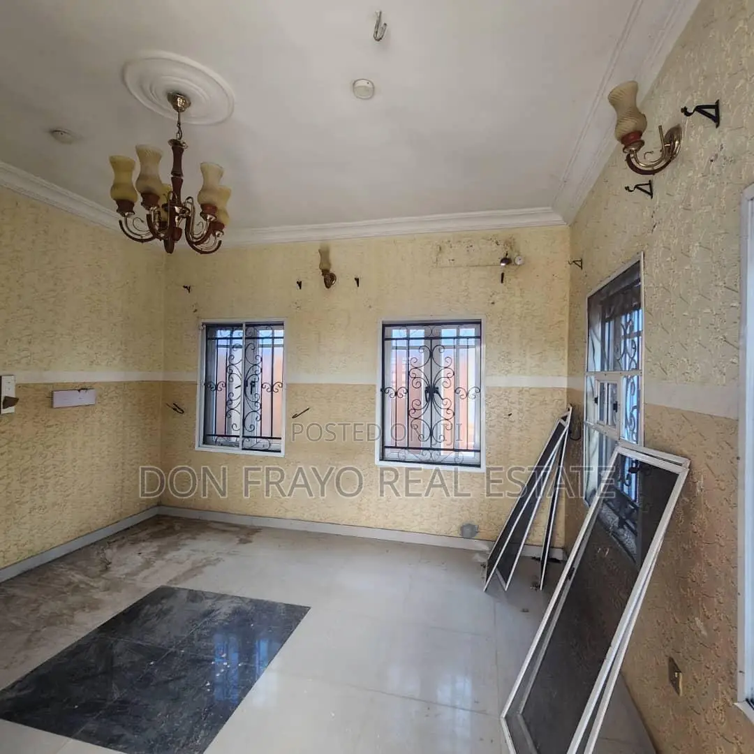 12bdrm Block of Flats in Promise Land Estate, Akala Express for sale
