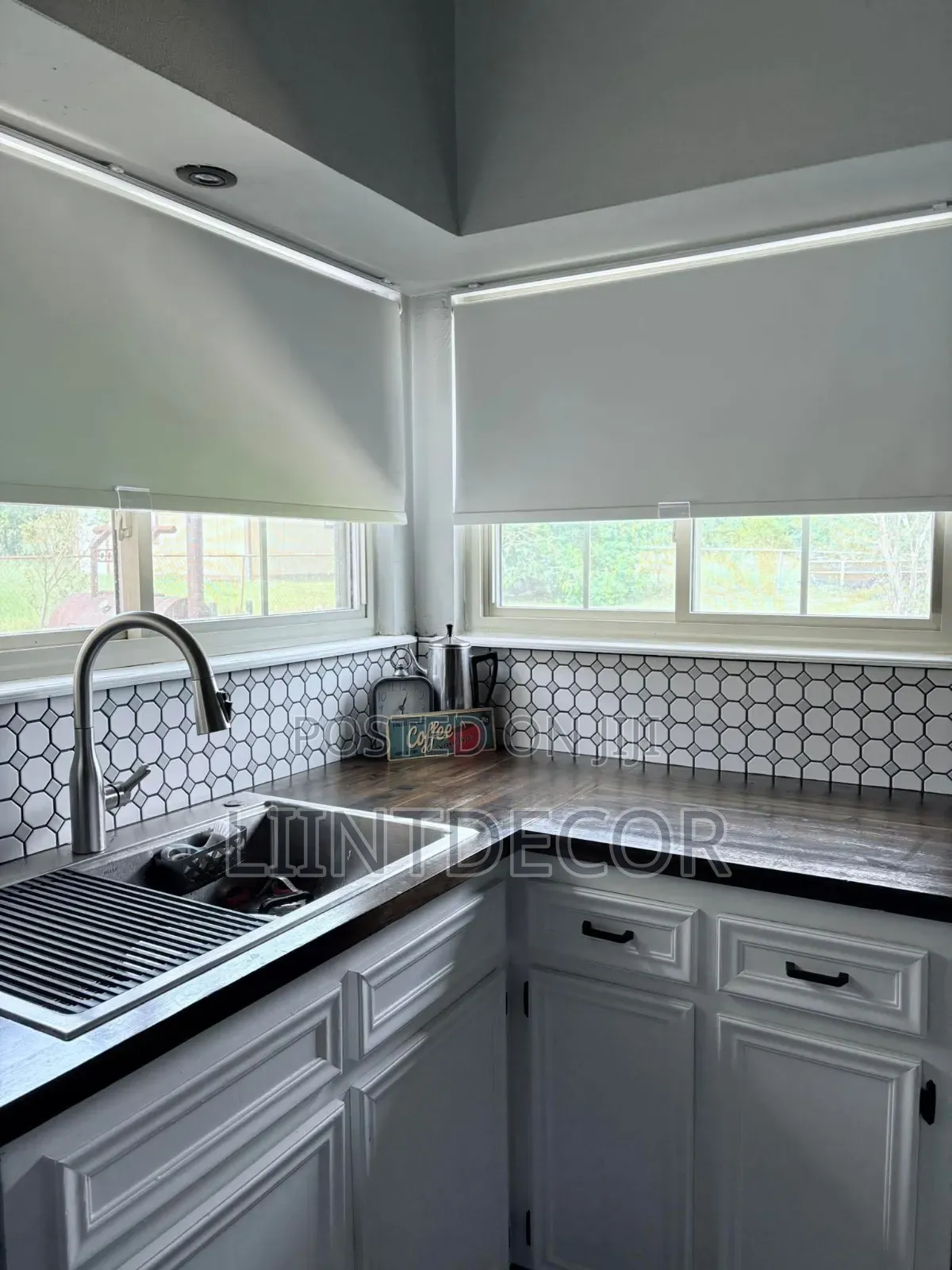 Automated Kings Roller Shade