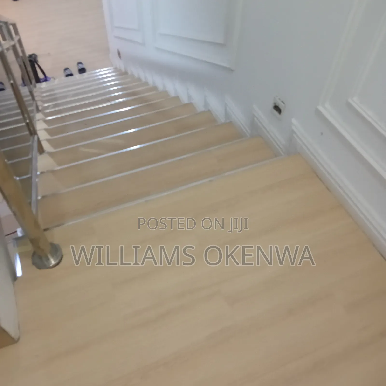 American Vinyl Floor,It Is Long Lasting and Very Affordable
