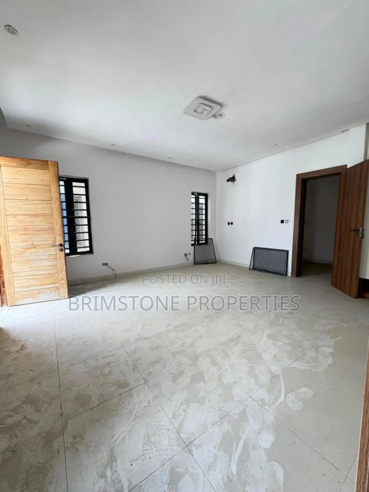 Furnished 4bdrm Duplex in Chevron for sale