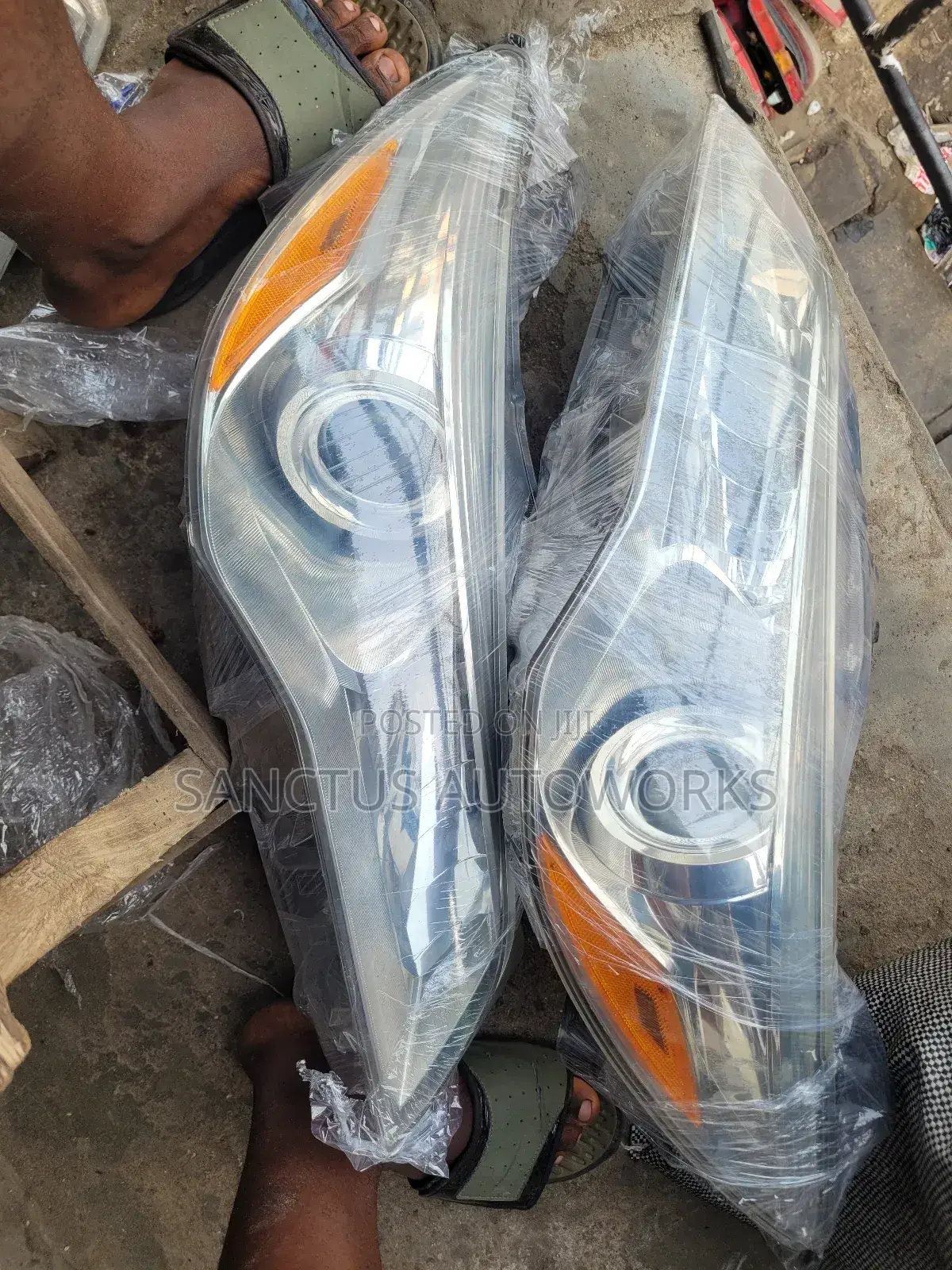 Headlight Toyota Camry 2015