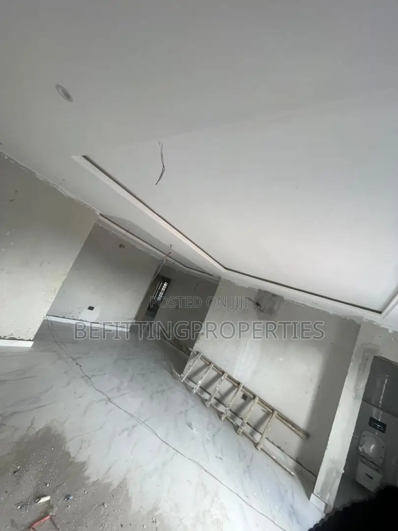 3bdrm Block of Flats in Ikeja for rent