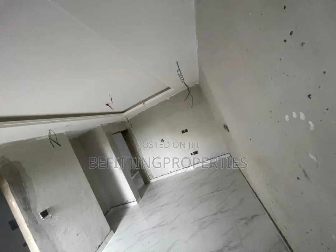 3bdrm Block of Flats in Ikeja for rent