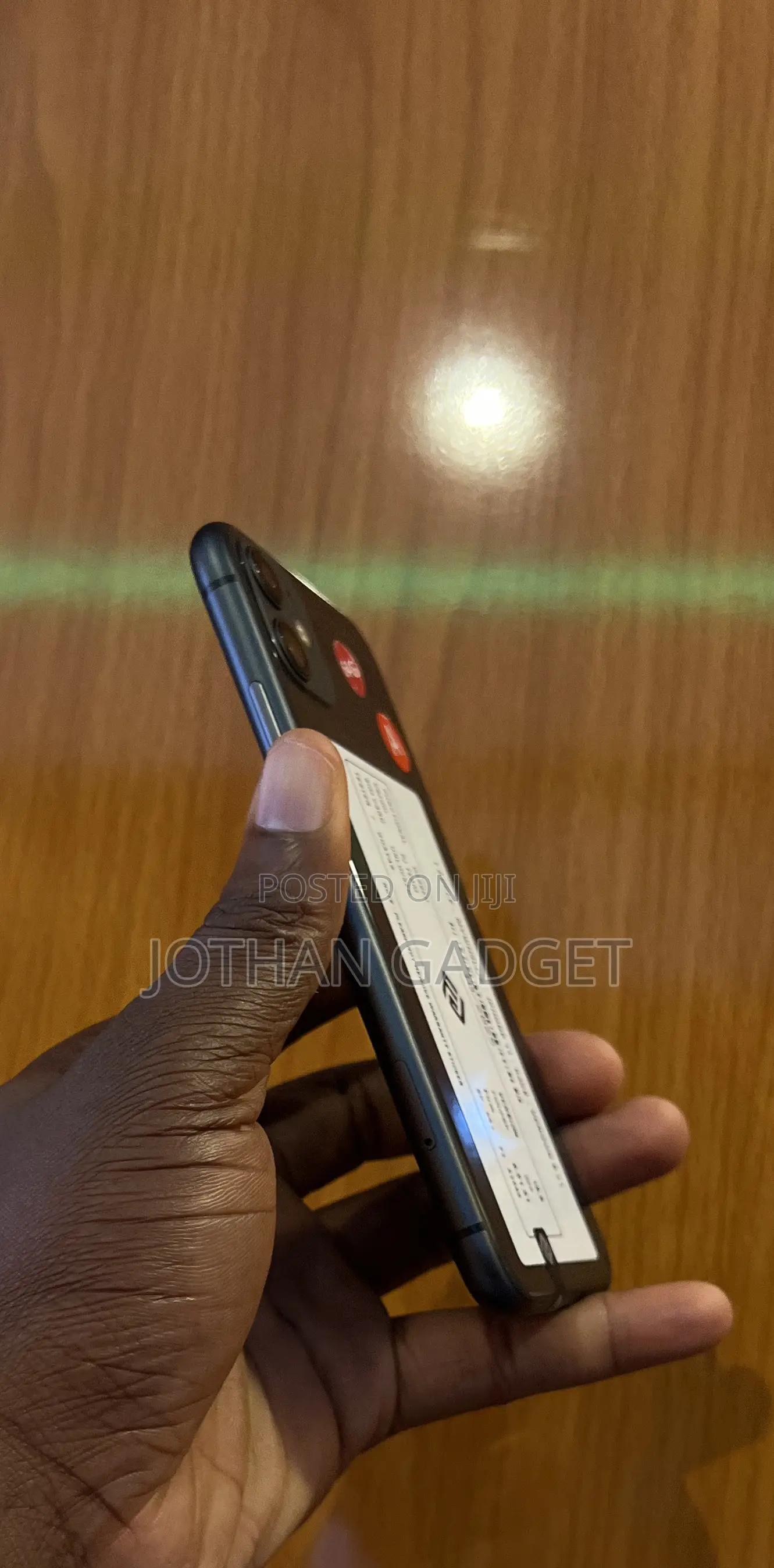 Apple iPhone 11 64 GB