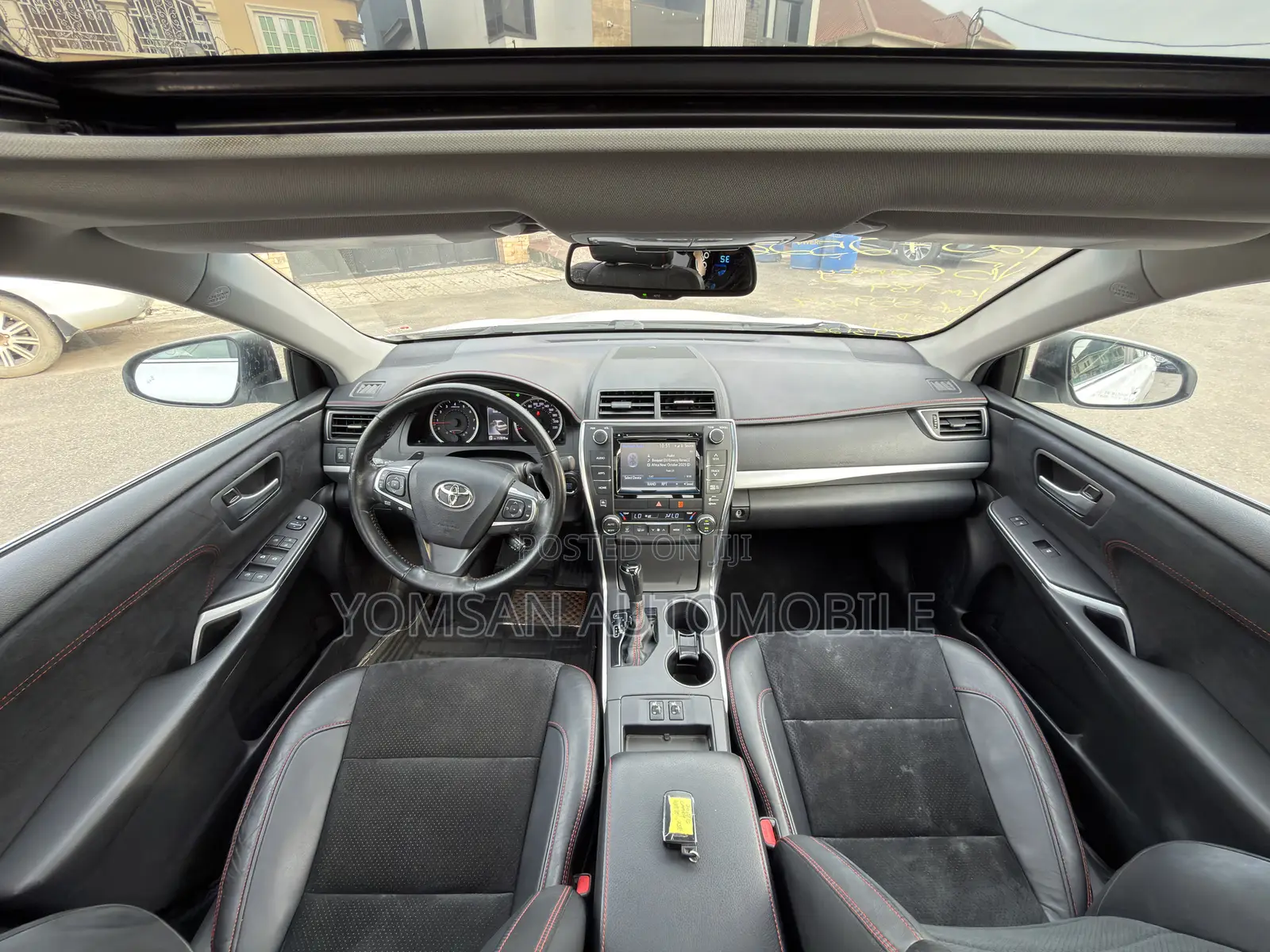 Toyota Camry XSE 4dr Sedan (3.5L 6cyl 6A) 2015 White
