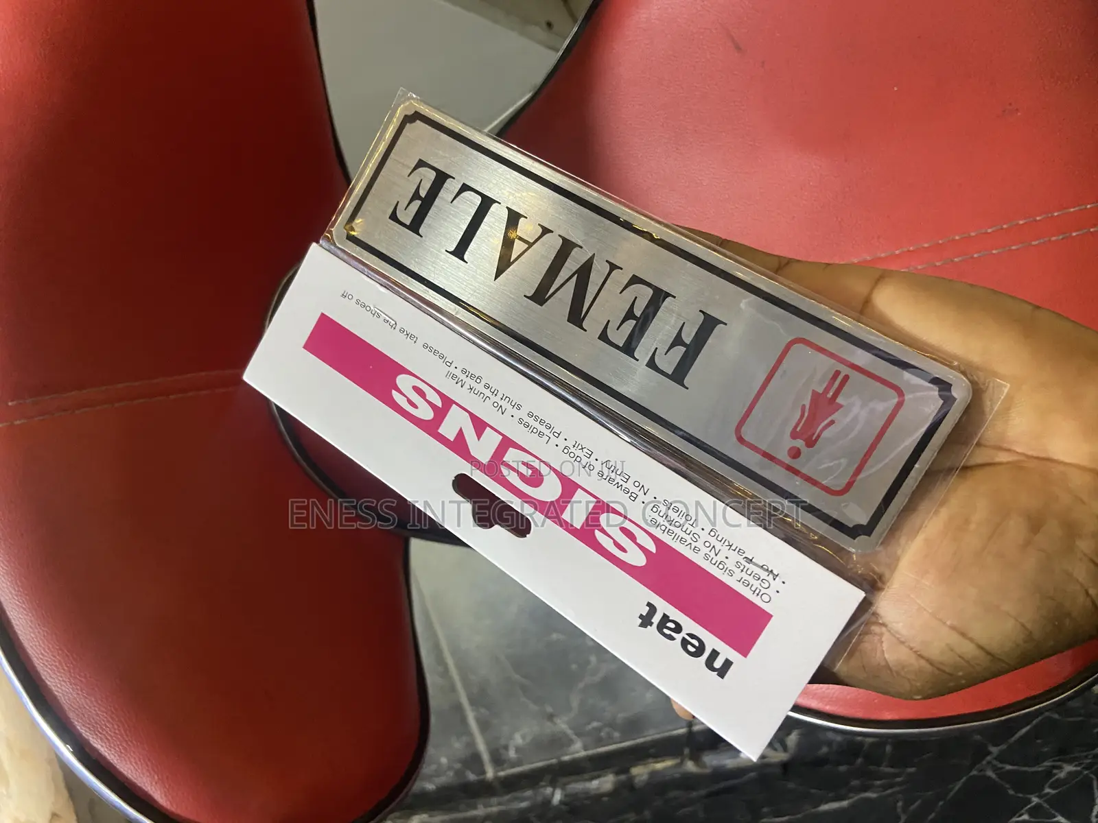High Quality Stainless Steel Antirust Rectangular Female Signage
