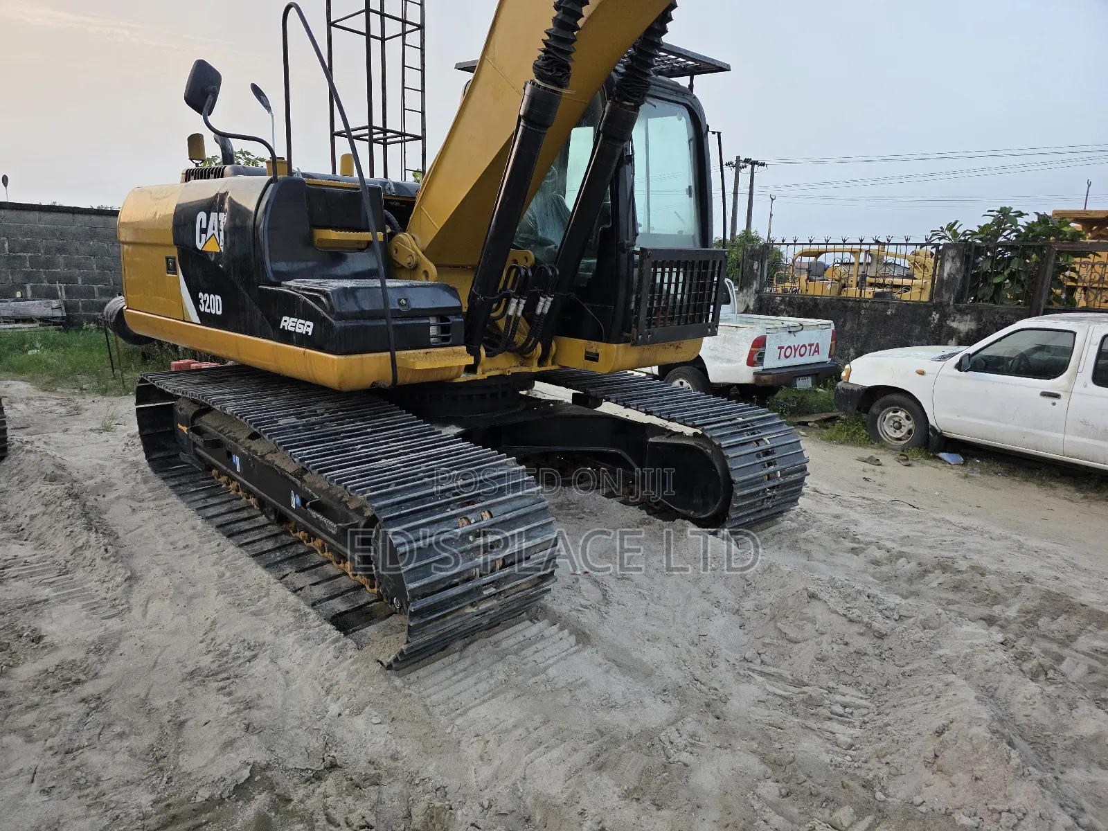 320d Caterpillar Excavator