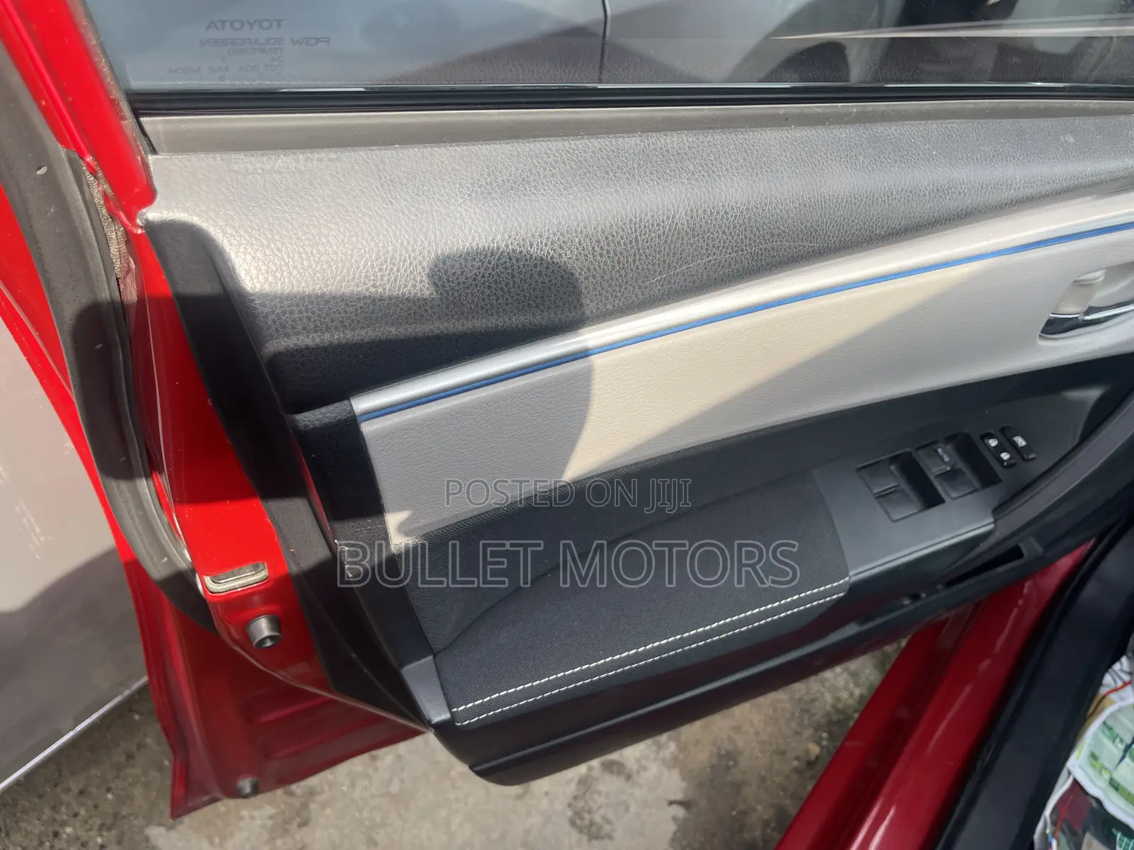 Toyota Corolla LE Eco Plus 4dr Sedan (1.8L 4cyl CVT) 2015 Red
