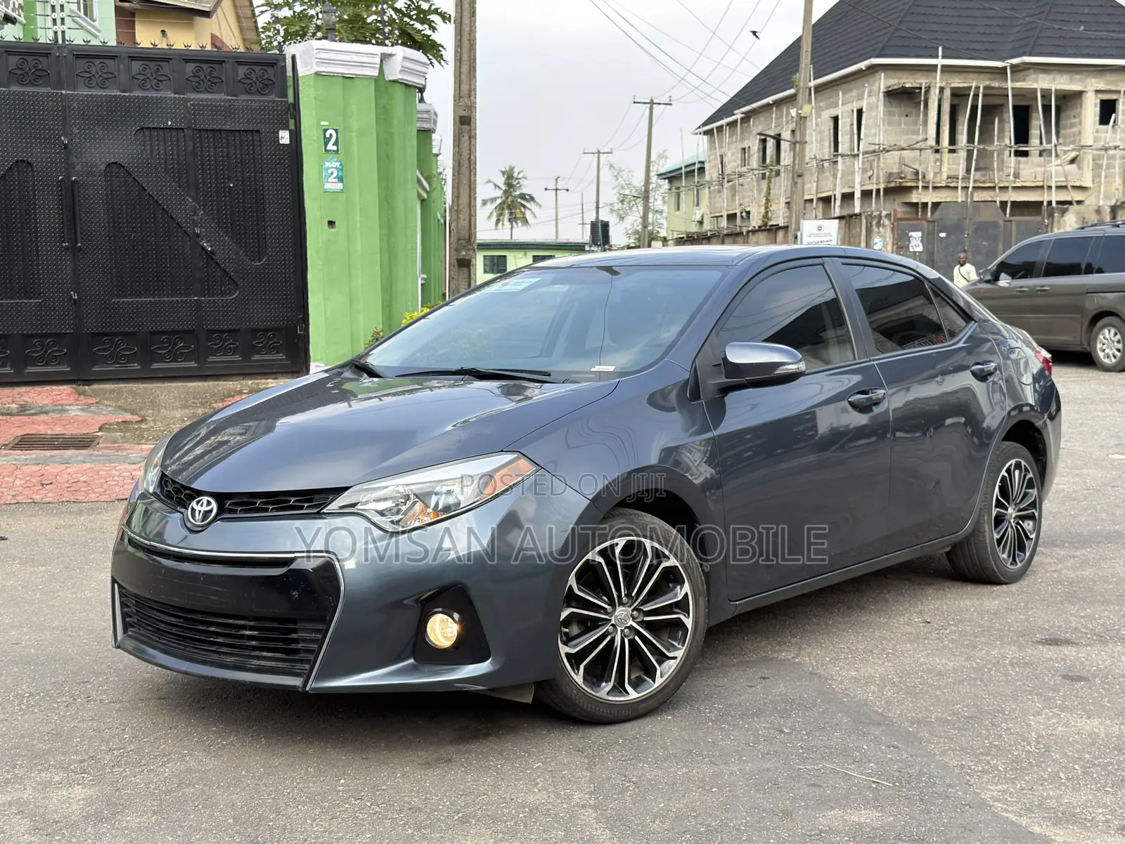 Toyota Corolla S w/Special Edition Pkg (1.8L 4cyl CVT) 2016 Gray