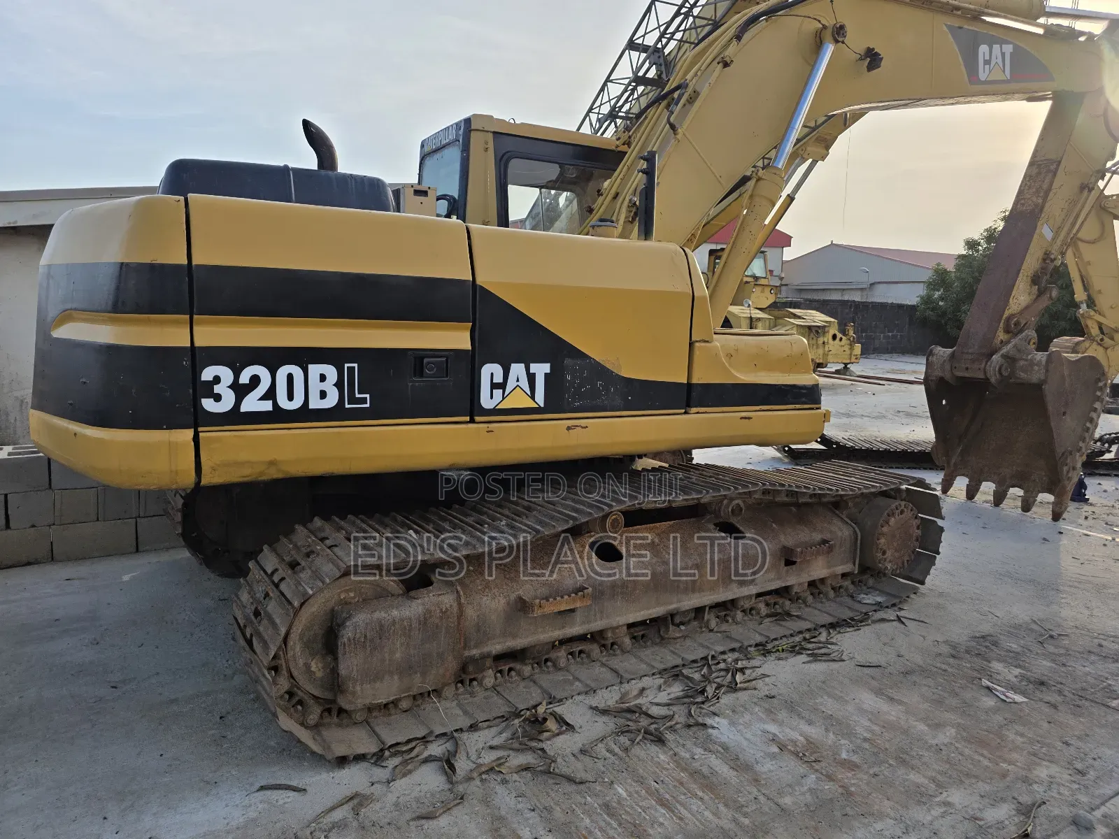 320bl Caterpillar Excavator