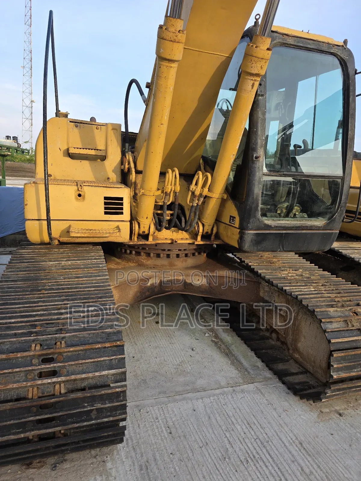 320bl Caterpillar Excavator