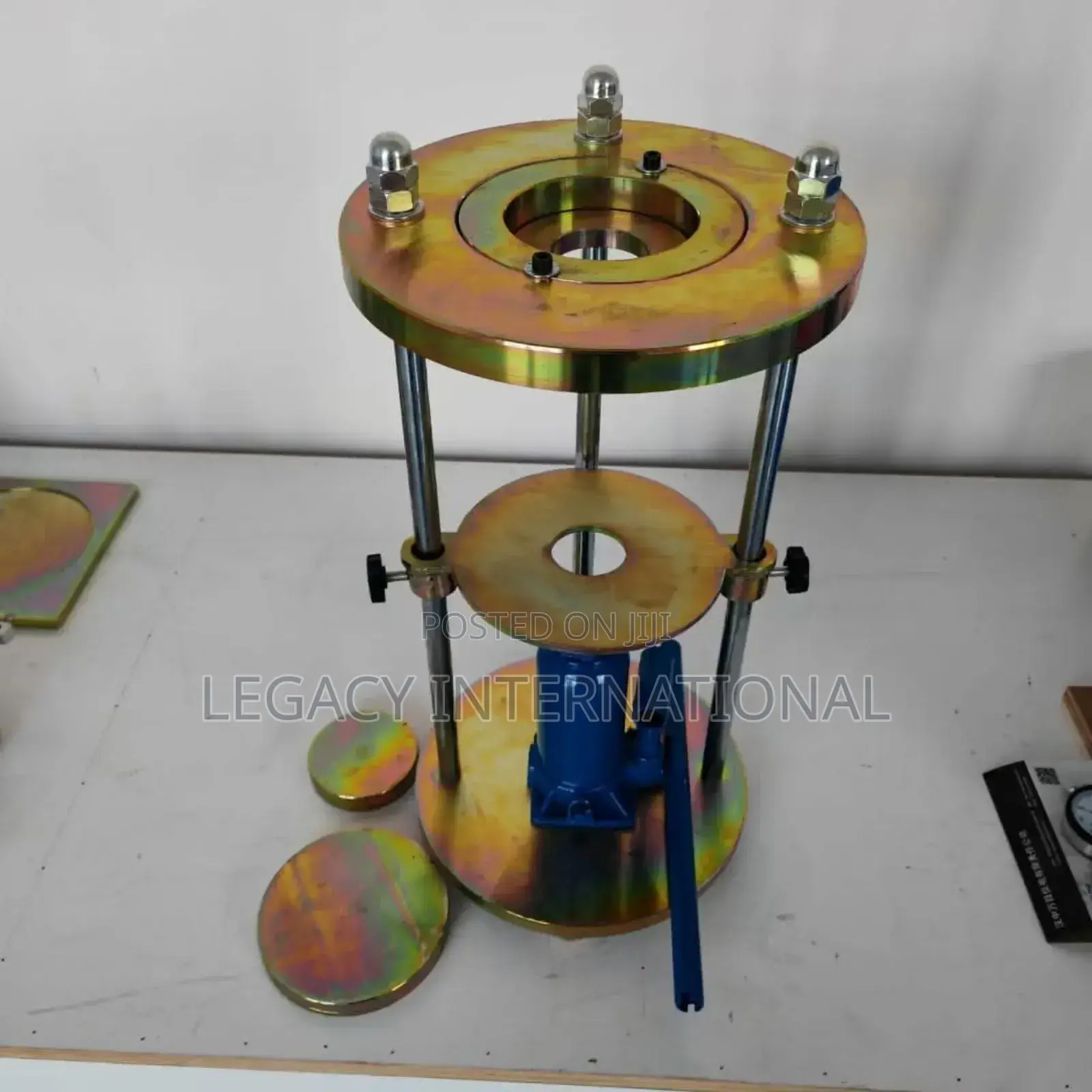 Soil Sample Extruder