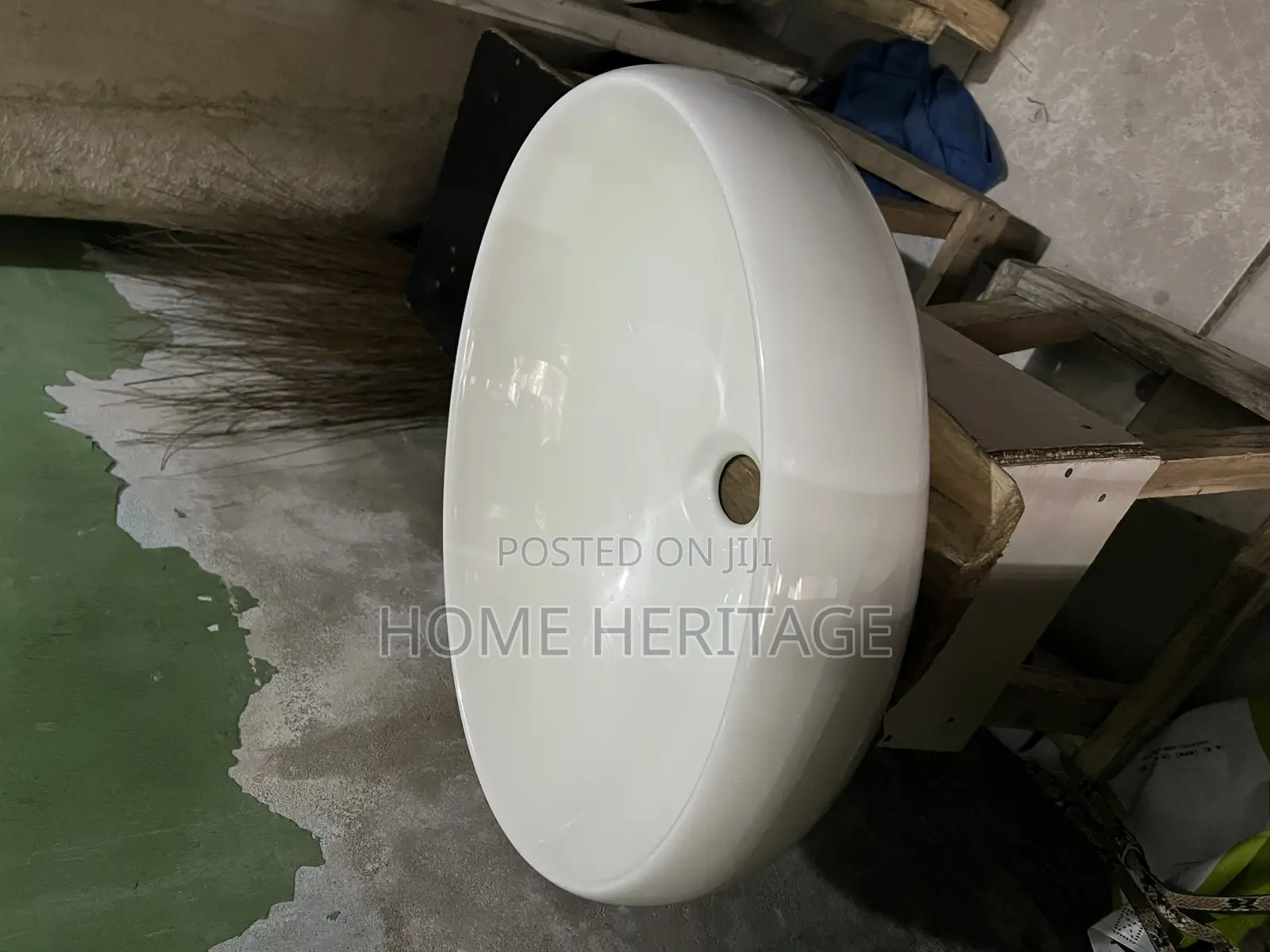 Executive Wash Hand Basin