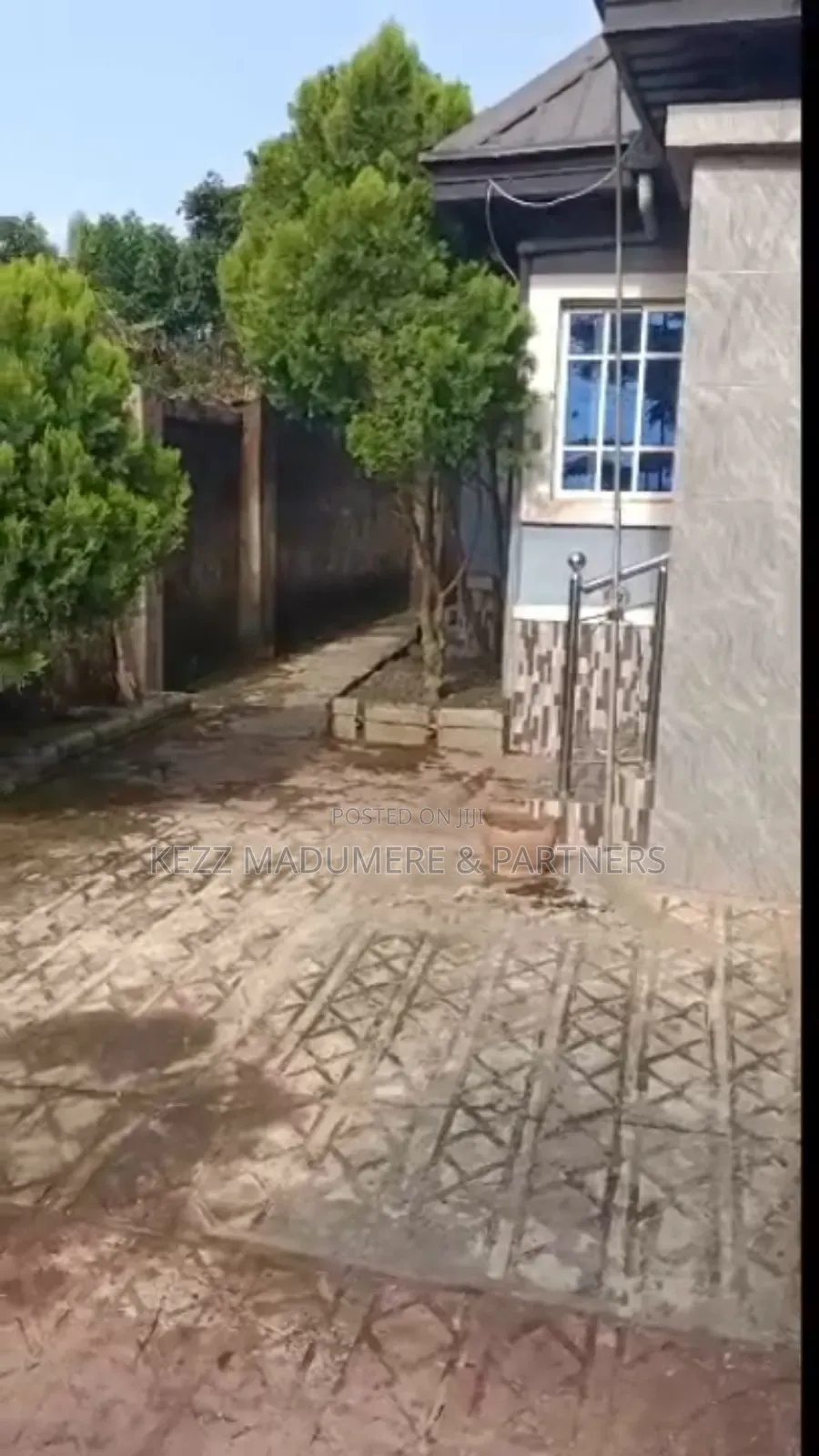3bdrm Bungalow in Ehimiri Housing, Port-Harcourt for sale