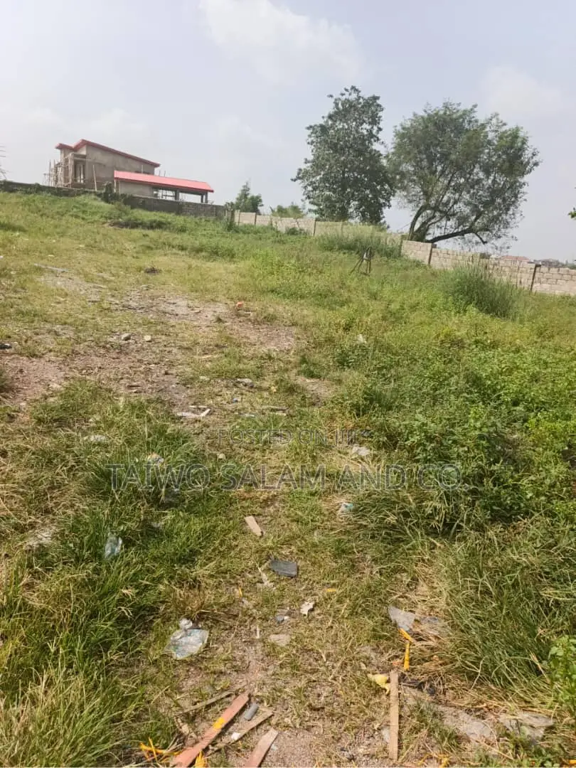 2100sqm of Commercial Land