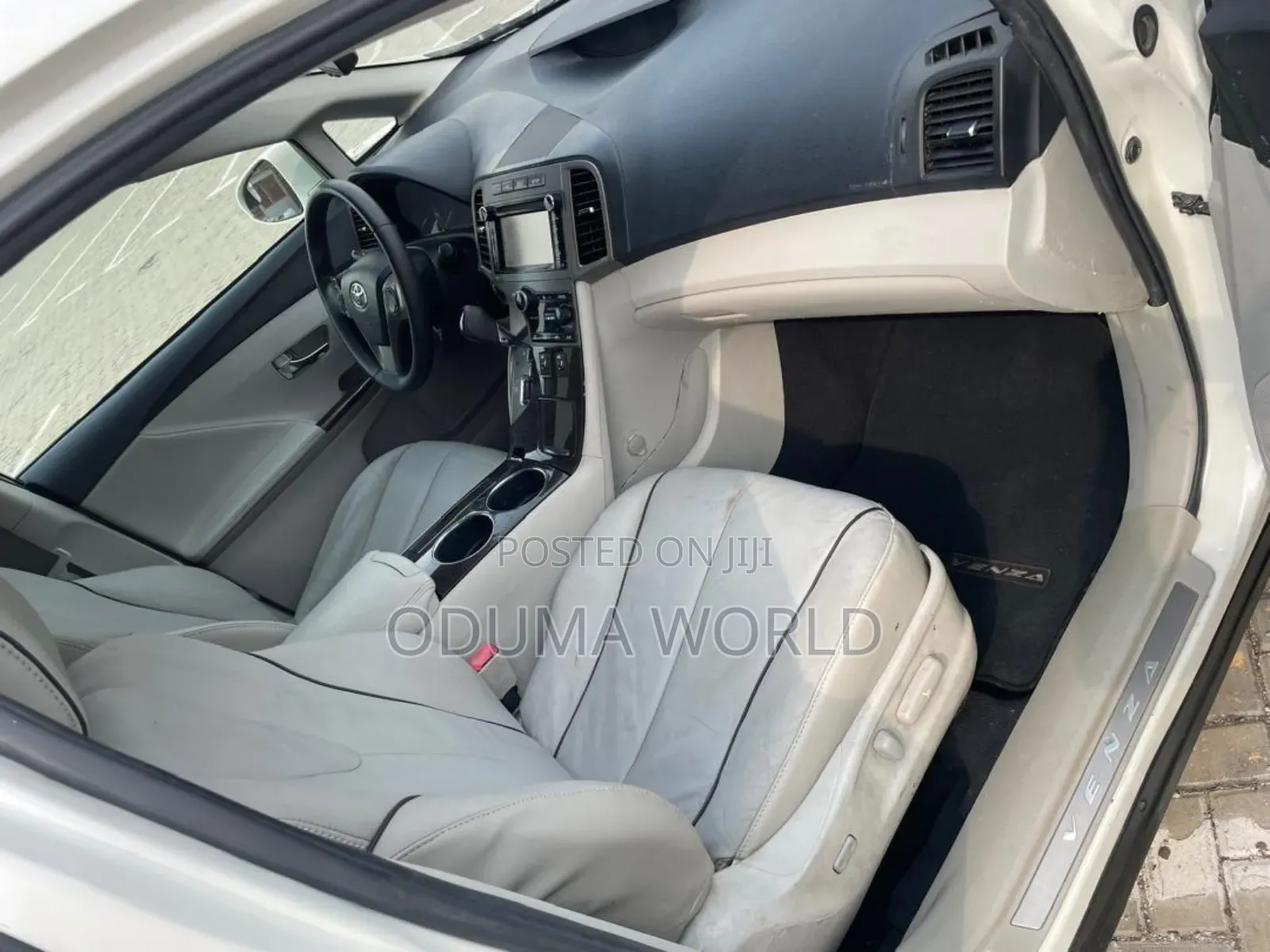 Toyota Venza 2013 White